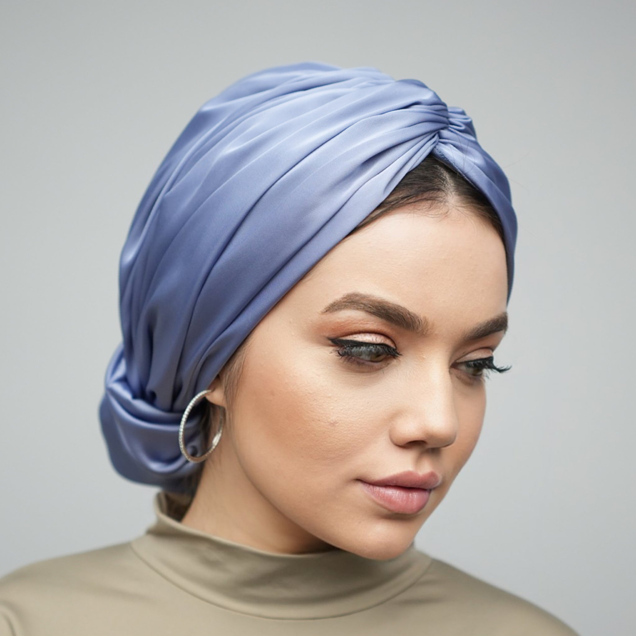 Abu Dabi – Saten - Topuzlu Bone