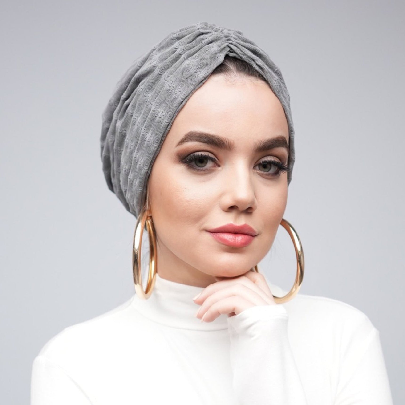 Milano Büzgülü Bone - Esnek File Kumaş