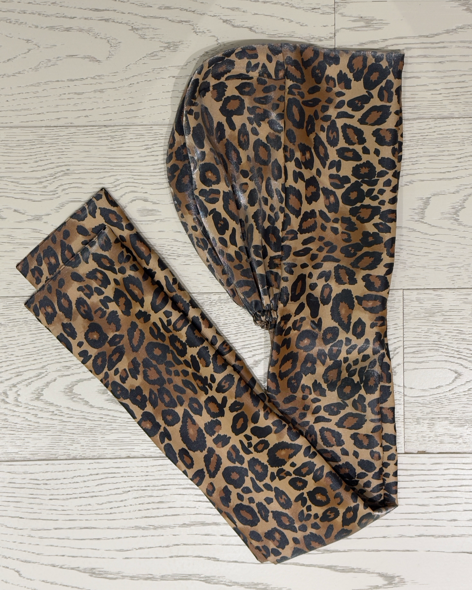 Esra Tokelli Easy-to-Shape Wire Bonnet - Satin Leopard Pattern Bonnet - Multicolored - BitterColors