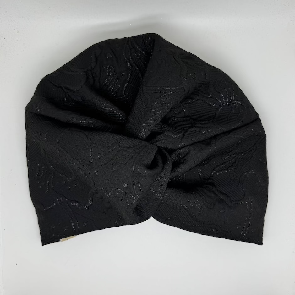 Twisted Jacquard Black Floral Patterned Bonnet