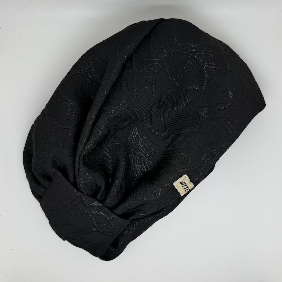 Twisted Jacquard Black Floral Patterned Bonnet