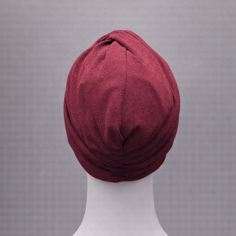 X GLITTERY BURGUNDY BONNET