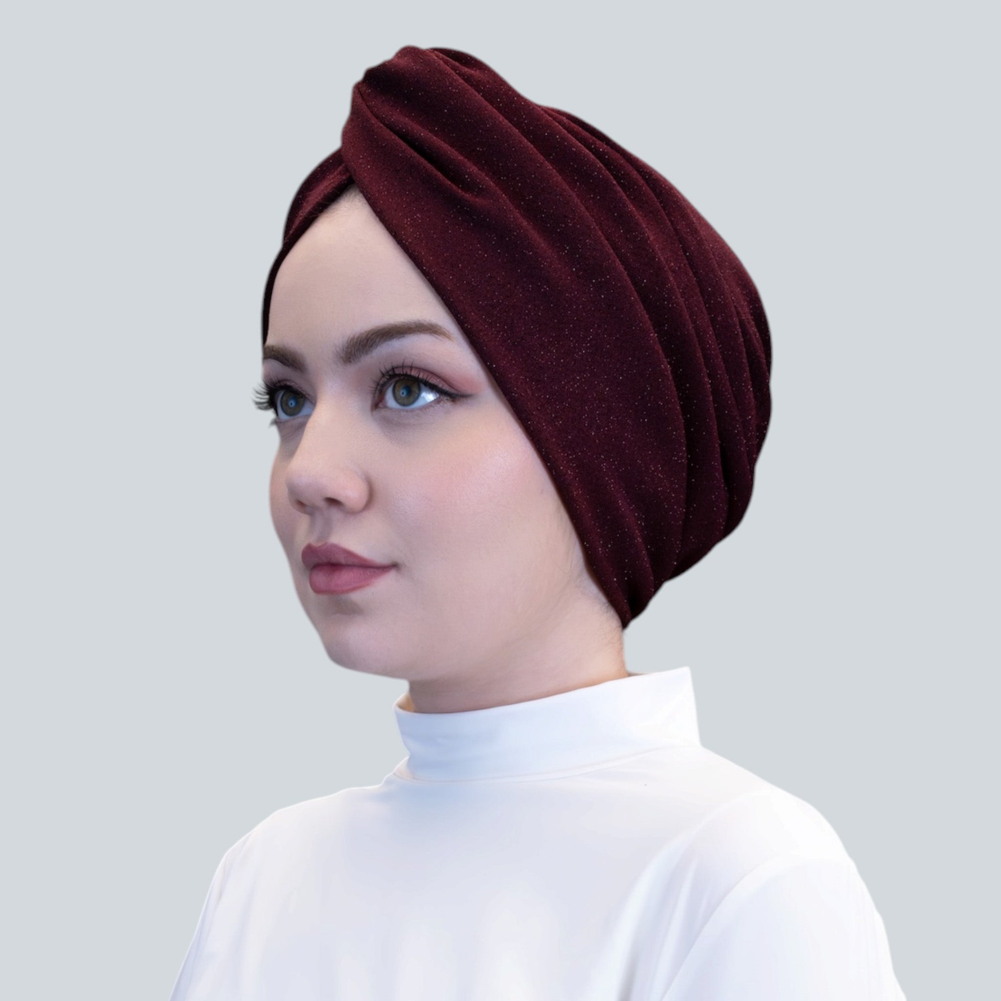 X GLITTERY BURGUNDY BONNET