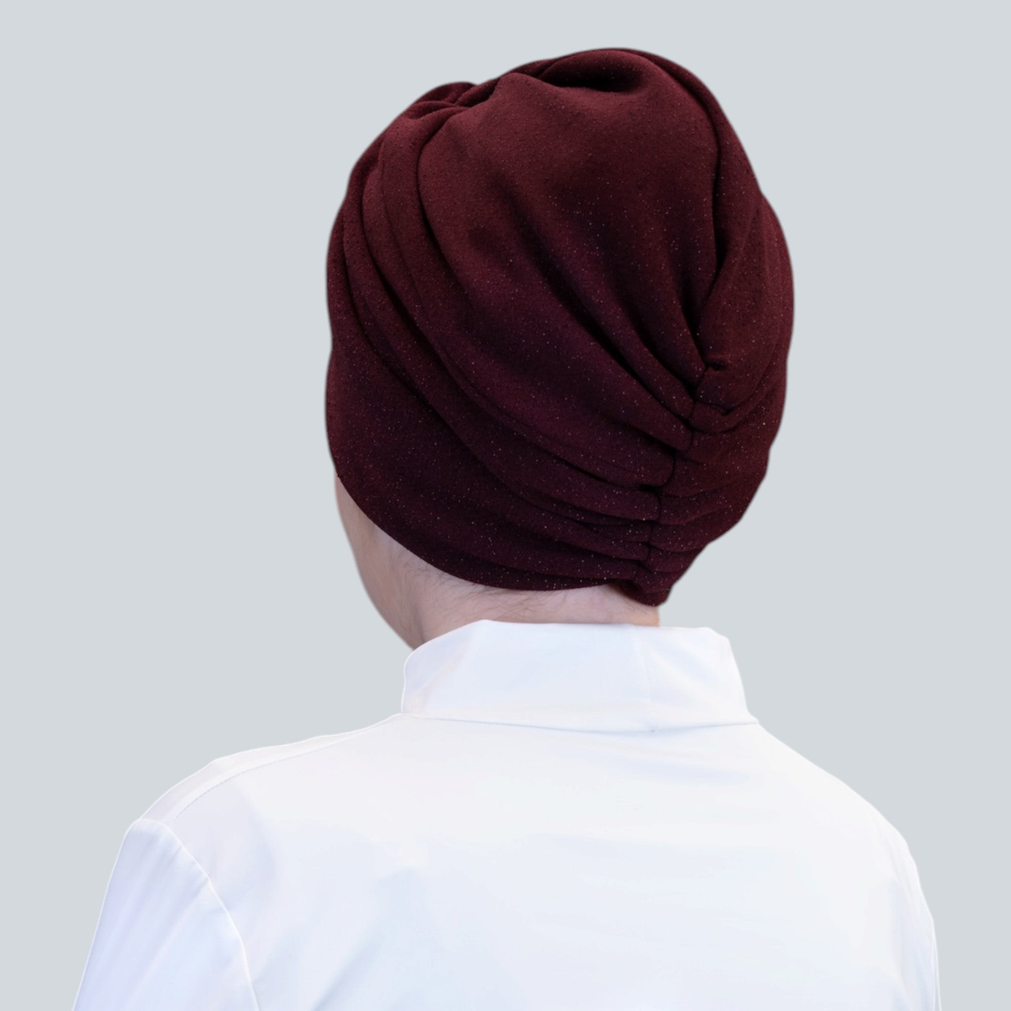 X GLITTERY BURGUNDY BONNET