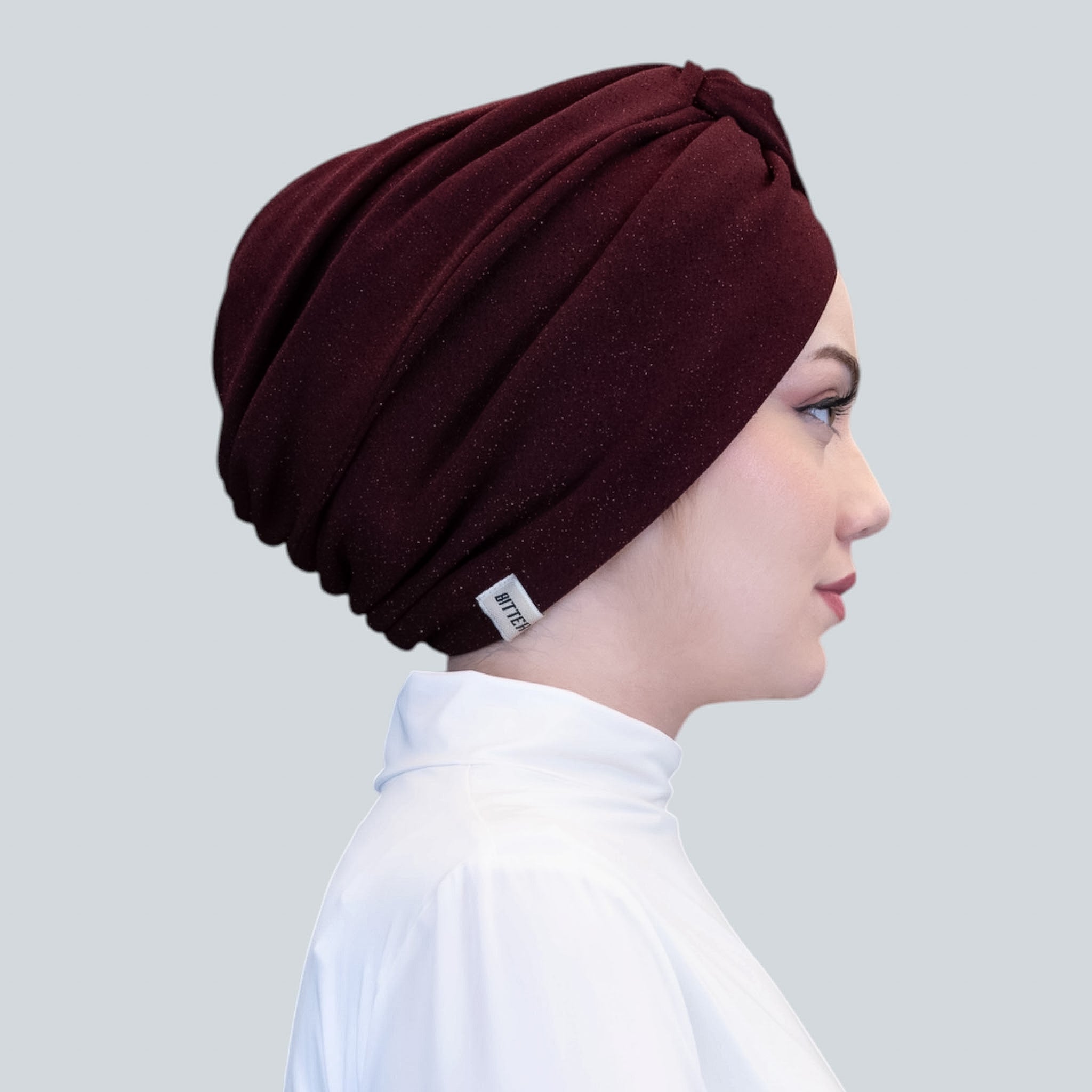 X GLITTERY BURGUNDY BONNET