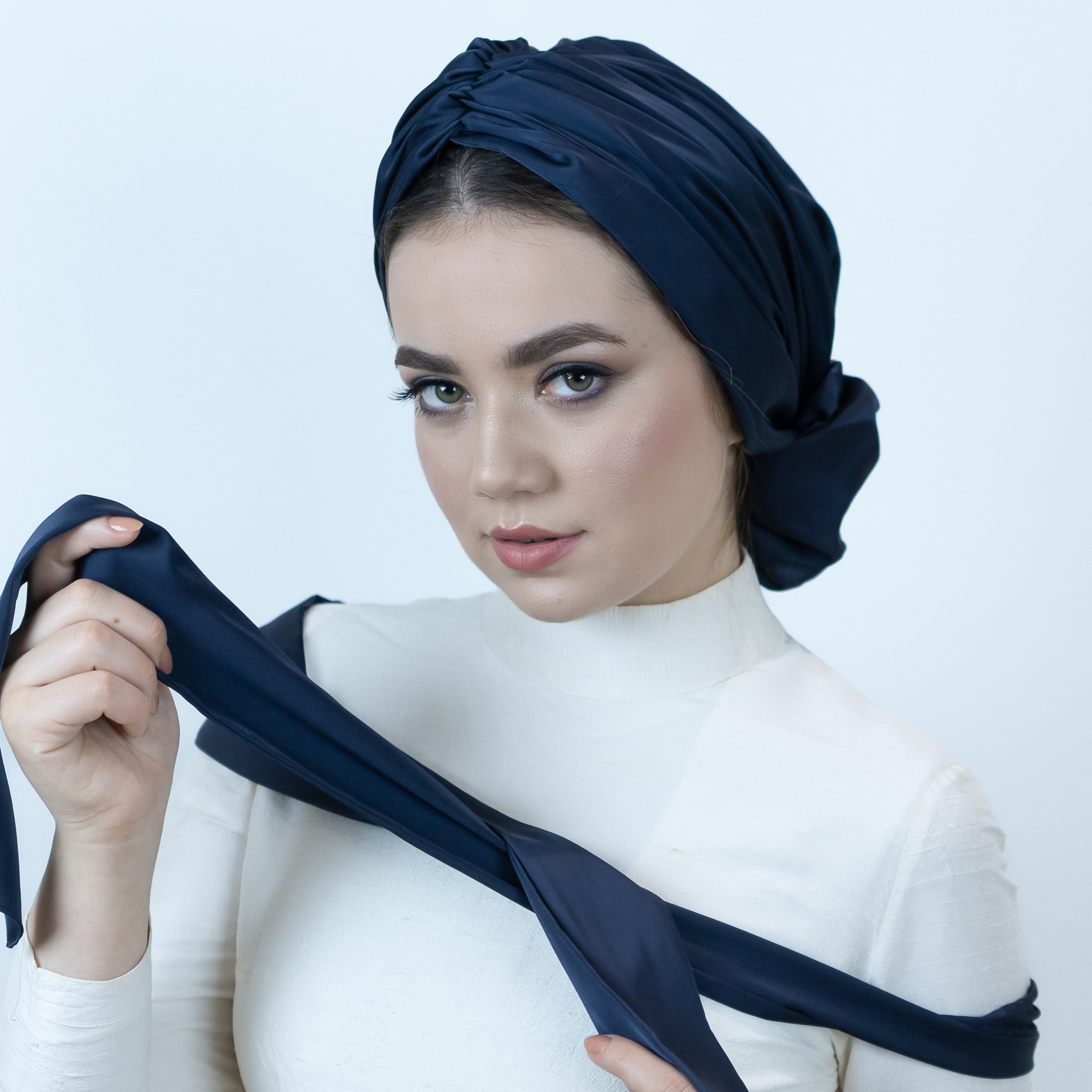 Abu Dhabi Ready-Made Bonnet - Lycra Satin Fabric - Black - BitterColors