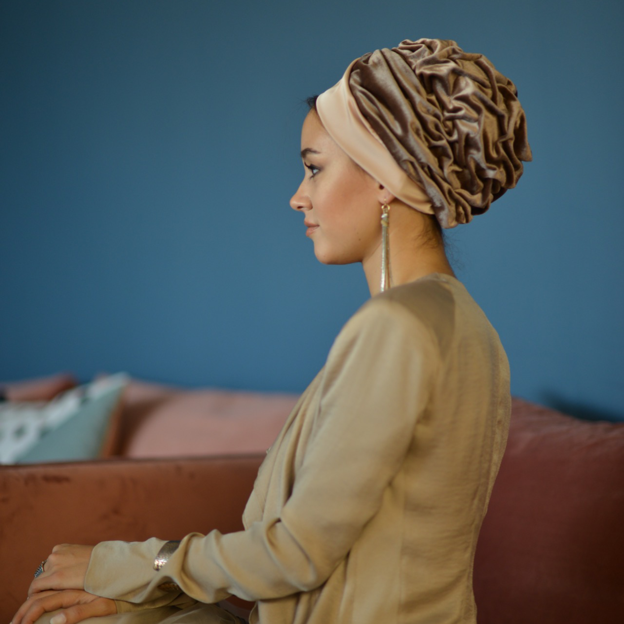 Bakü Kadife Şık Bone - Saten Detaylı