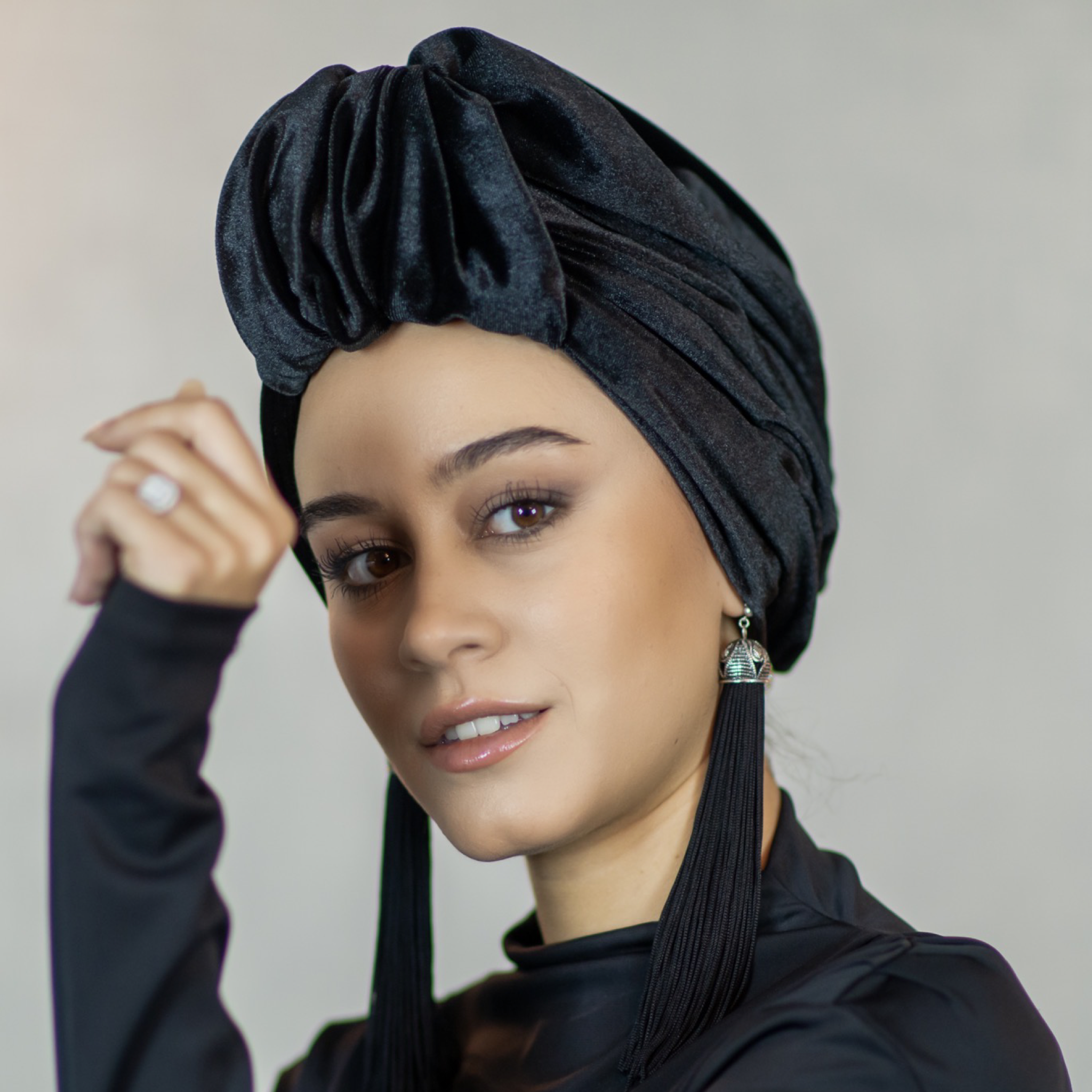 Beyrut Topuzlu Bone - Kadife Kumaş