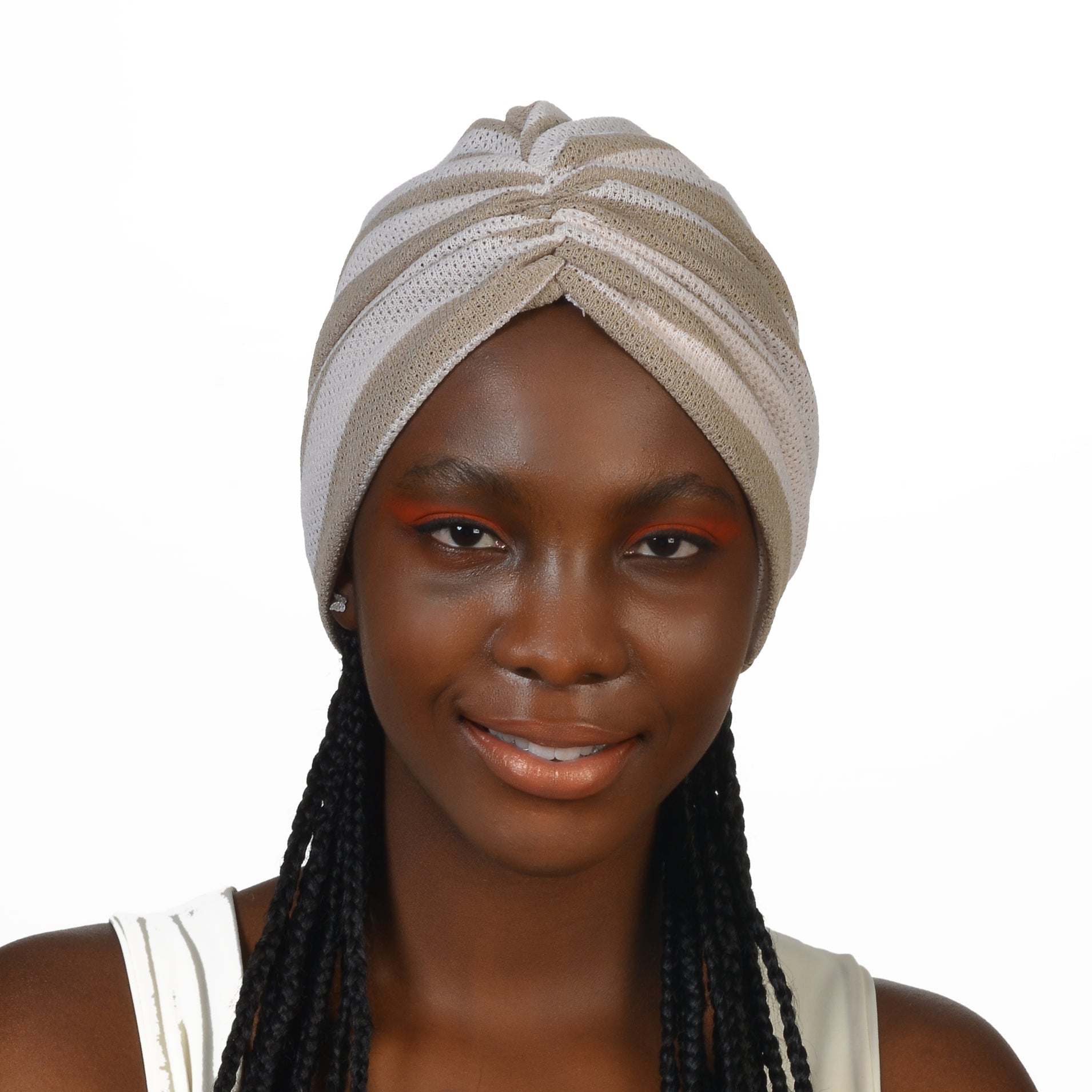 Milano Büzgülü Bone - Kalın Çizgili Örme Kumaş