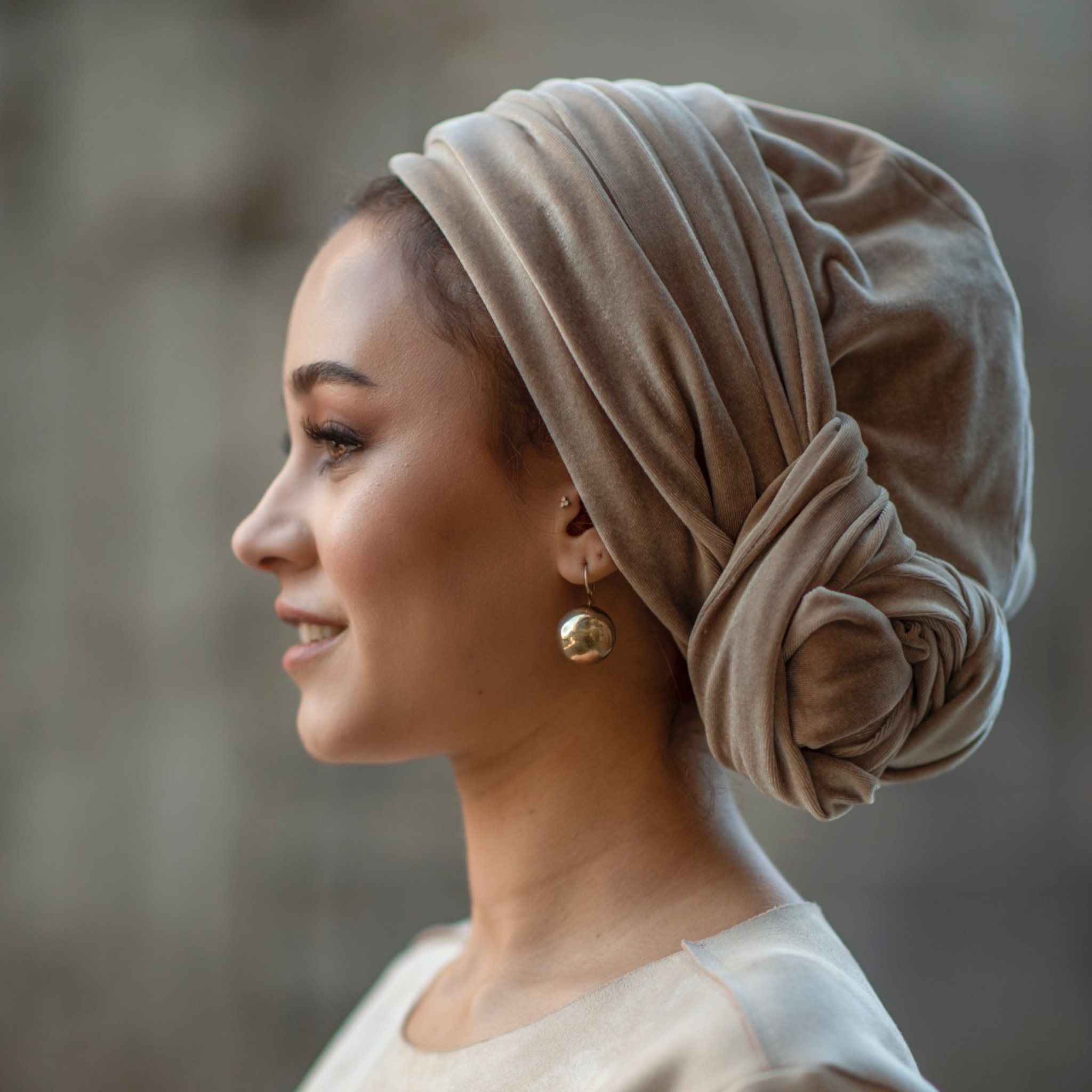 Dubai Bağlamalı Bone - Esnek Kadife Kumaş - Siyah - Bitter Colors