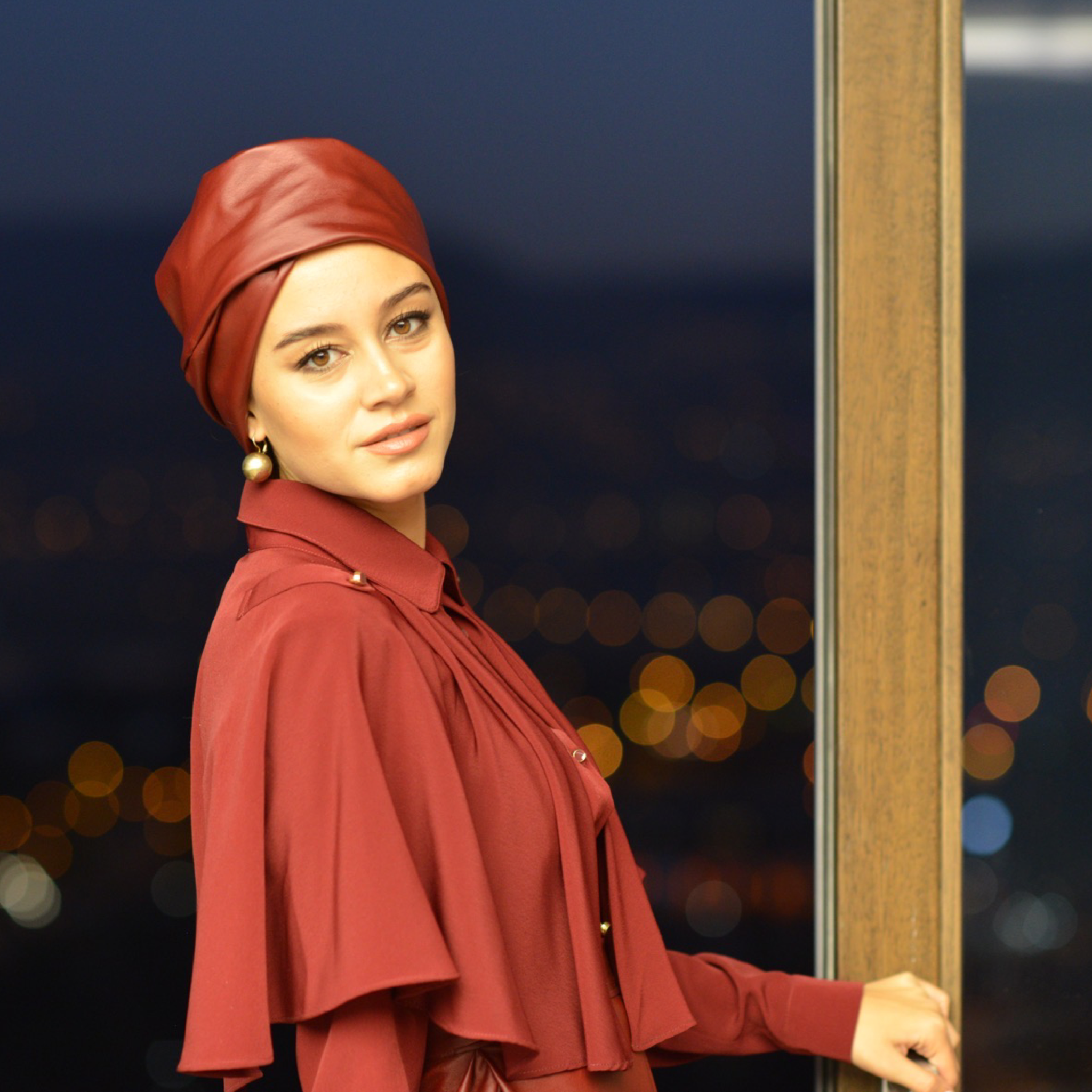 Paris Çapraz Katlı Bone - Esnek Deri