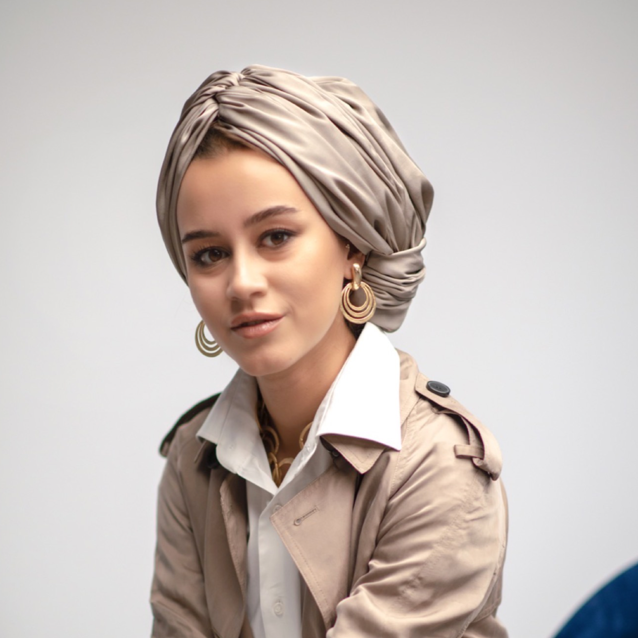 Abu Dabi – Saten - Topuzlu Bone