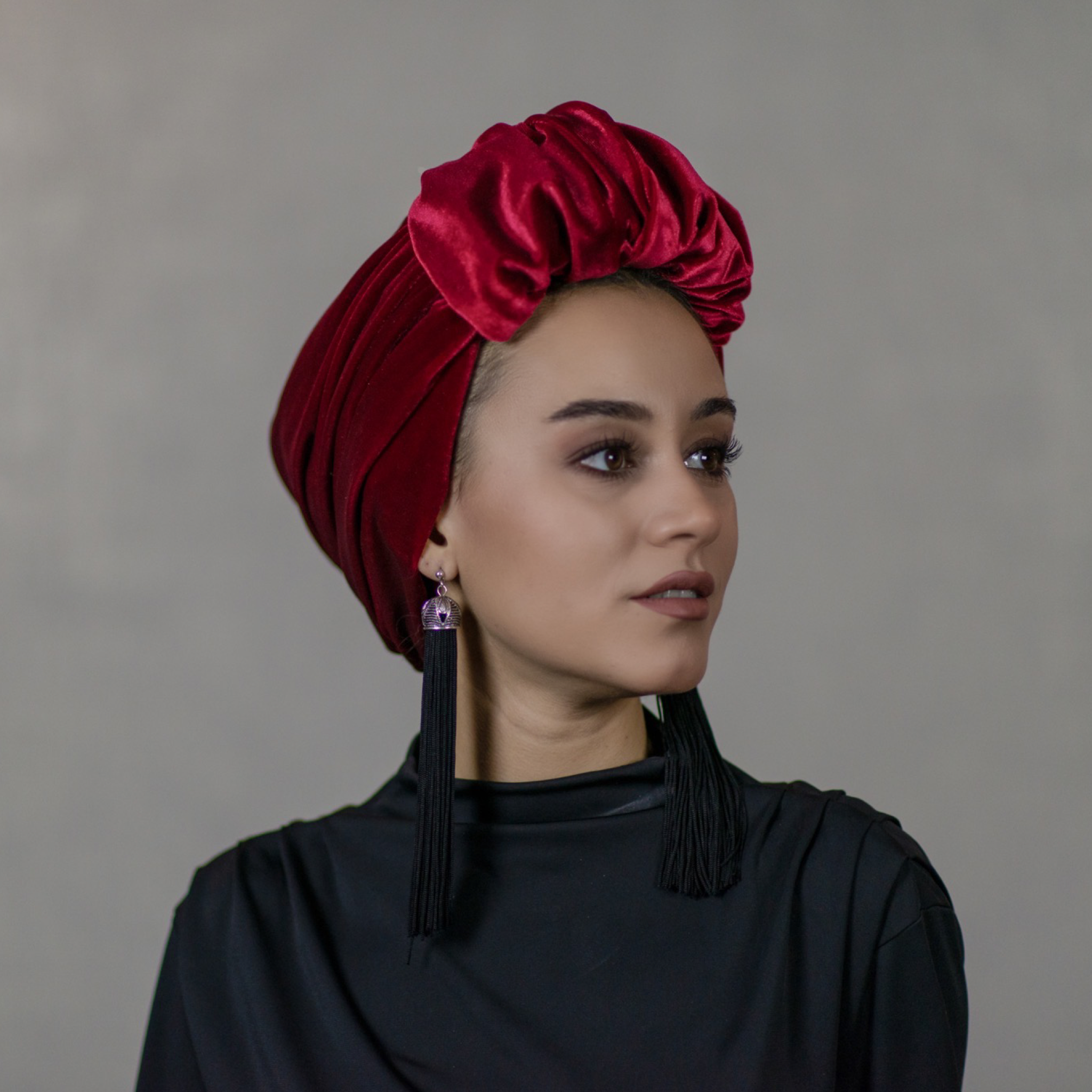 Beyrut Topuzlu Bone - Kadife Kumaş