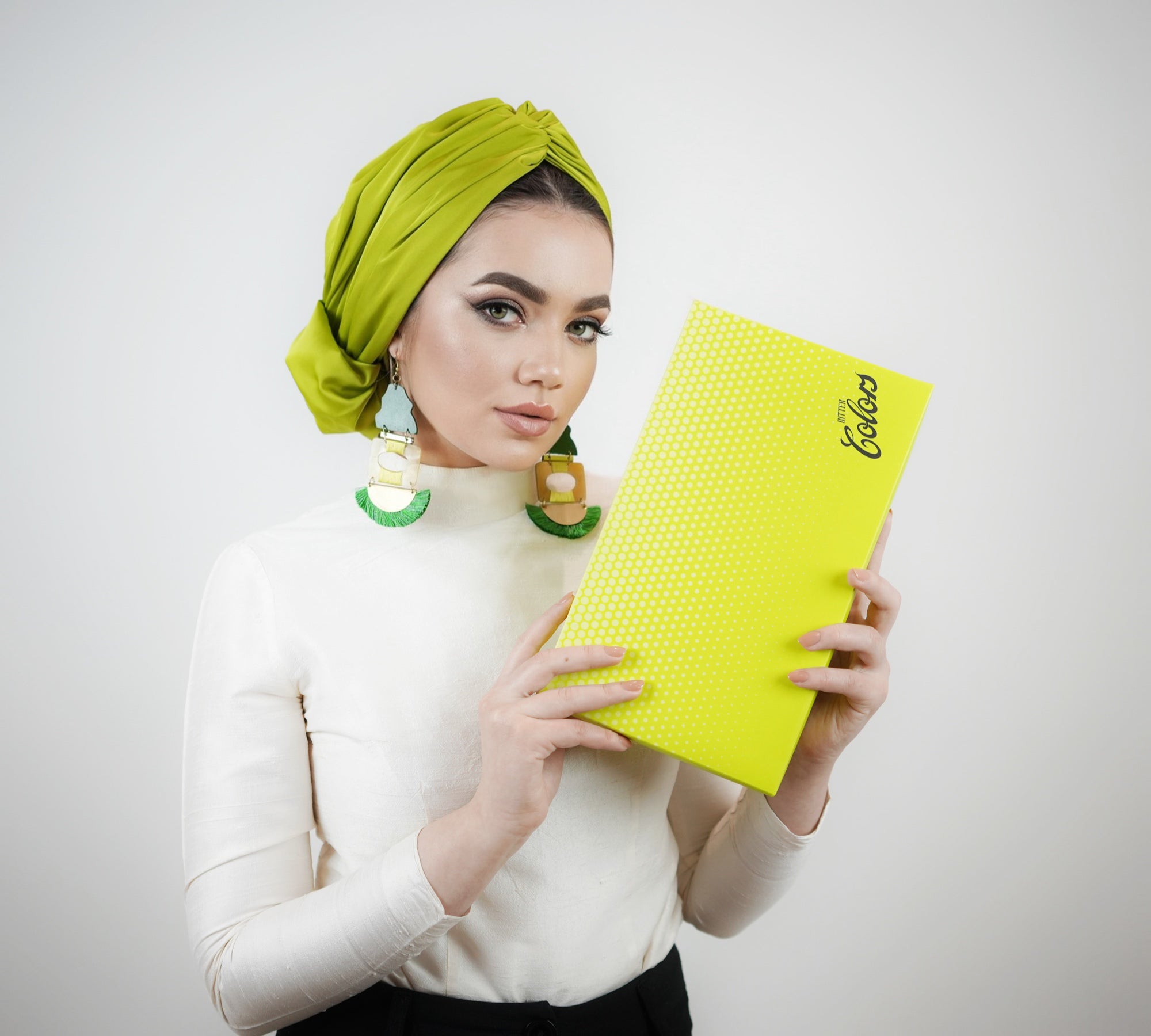 Abu Dabi – Saten - Topuzlu Bone