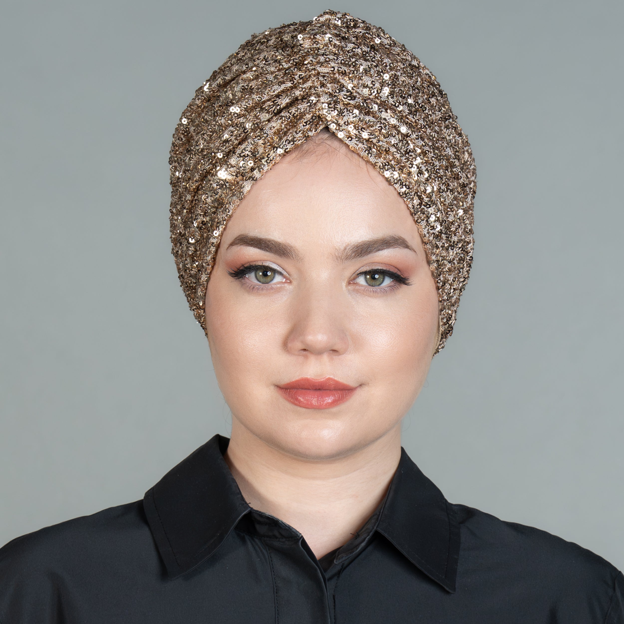 Beyrut Topuzlu Bone - Pul Payet İşlemeli