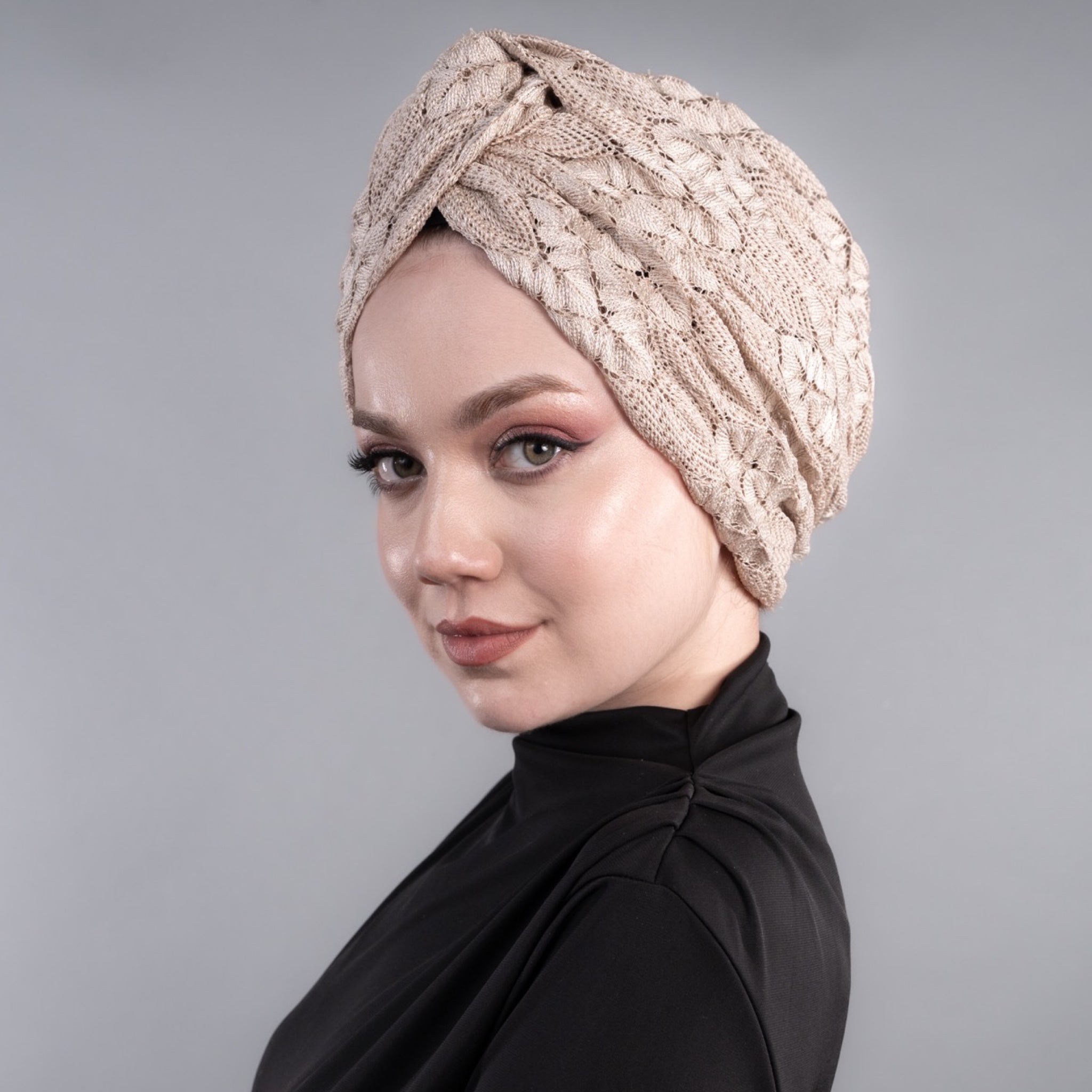 X Burgulu Büzgülü Bone - Siyah Bej Renkli - Dokulu File Kumaş