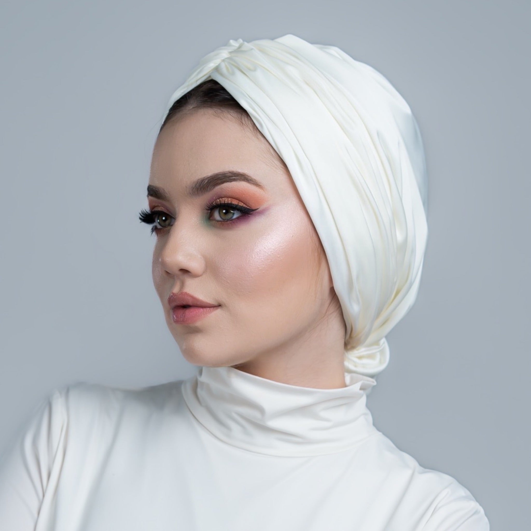 Abu Dhabi Ready-Made Bonnet - Lycra Satin Fabric - Black - BitterColors 