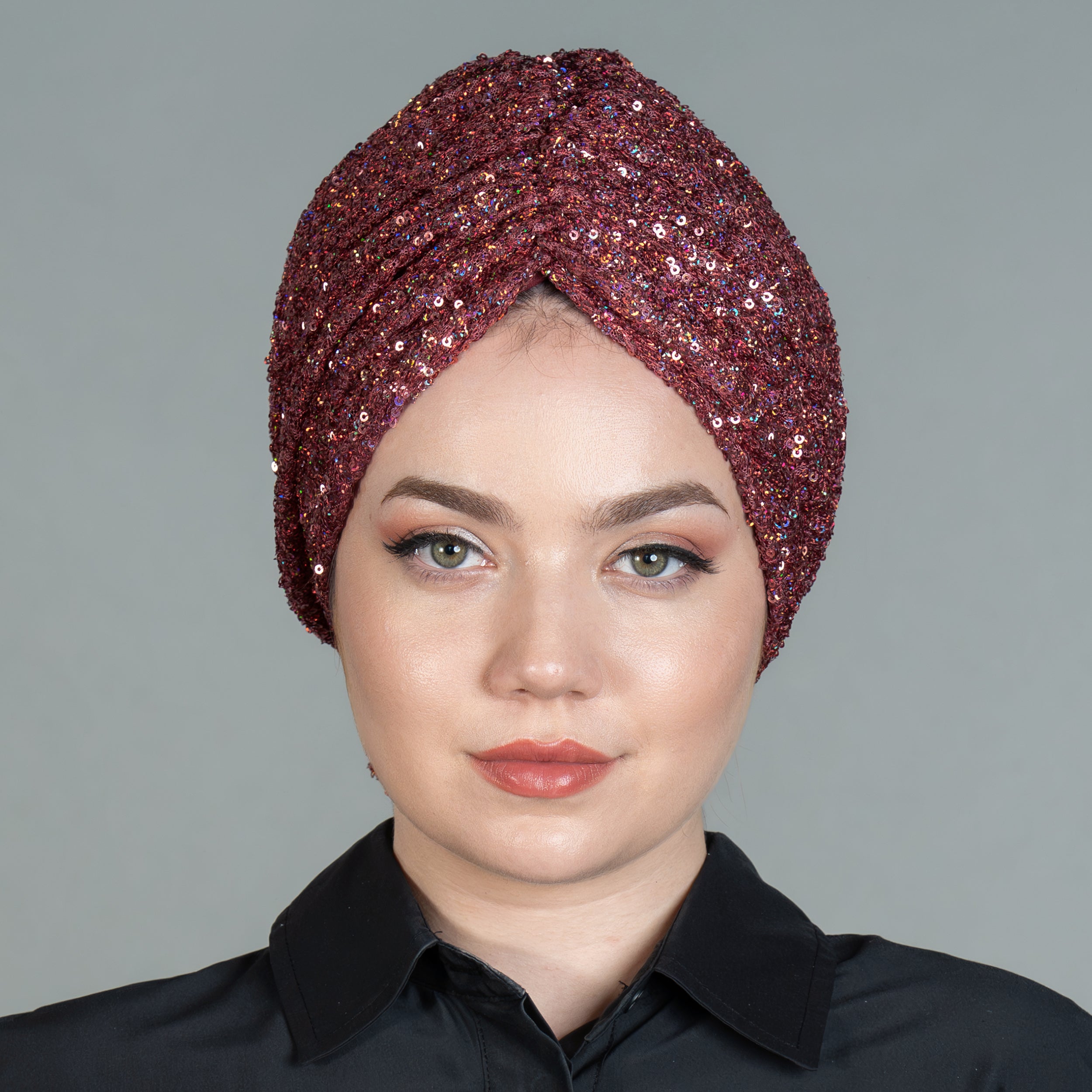 Beyrut Topuzlu Bone - Pul Payet İşlemeli