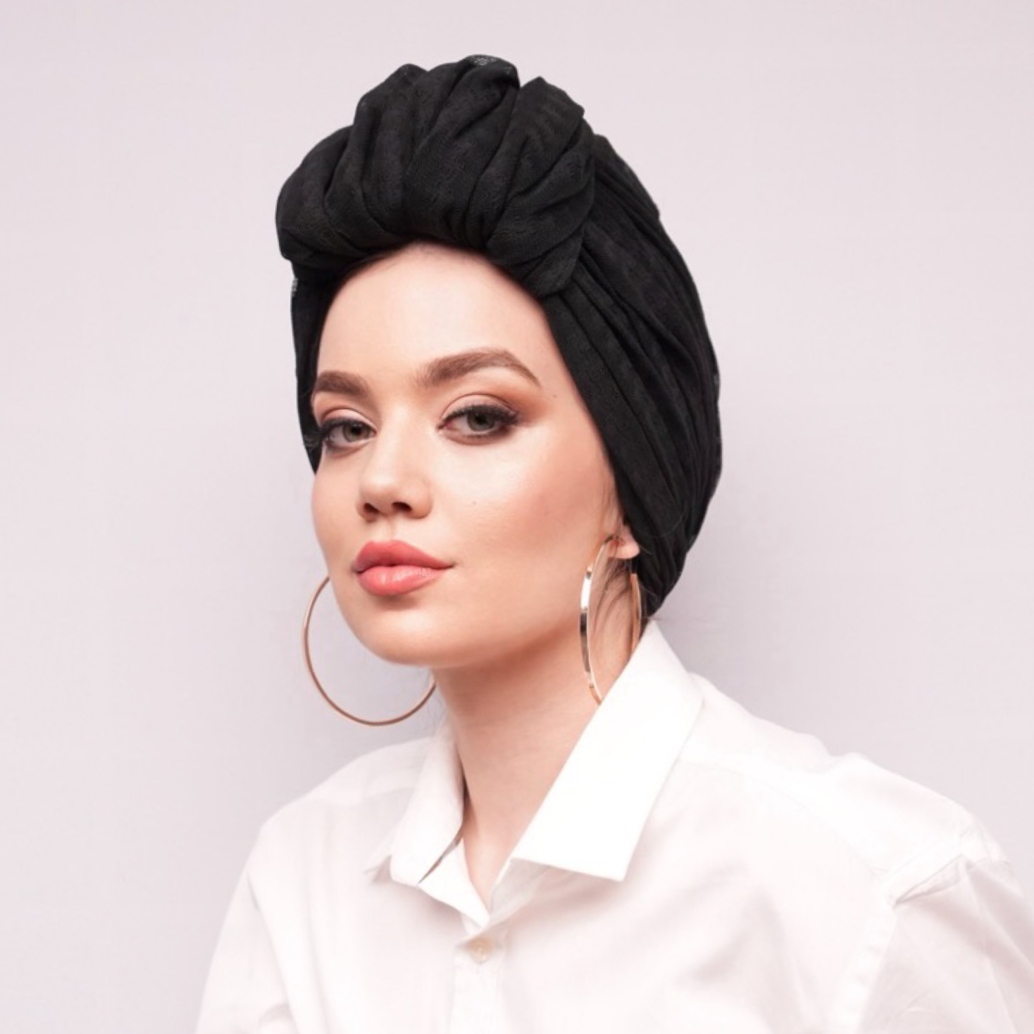 Beyrut Topuzlu Bone - Penye Astarlı - Siyah - File Kumaş