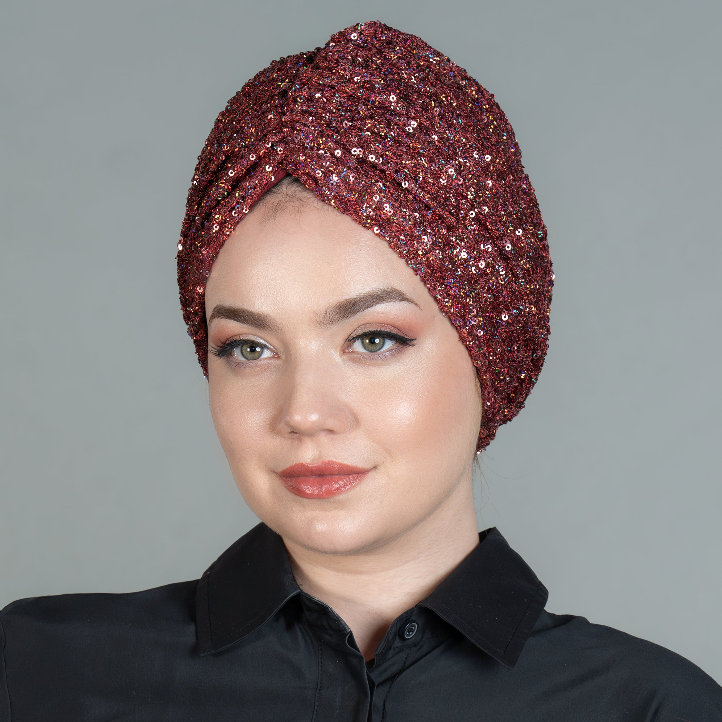 Beyrut Topuzlu Bone - Pul Payet İşlemeli