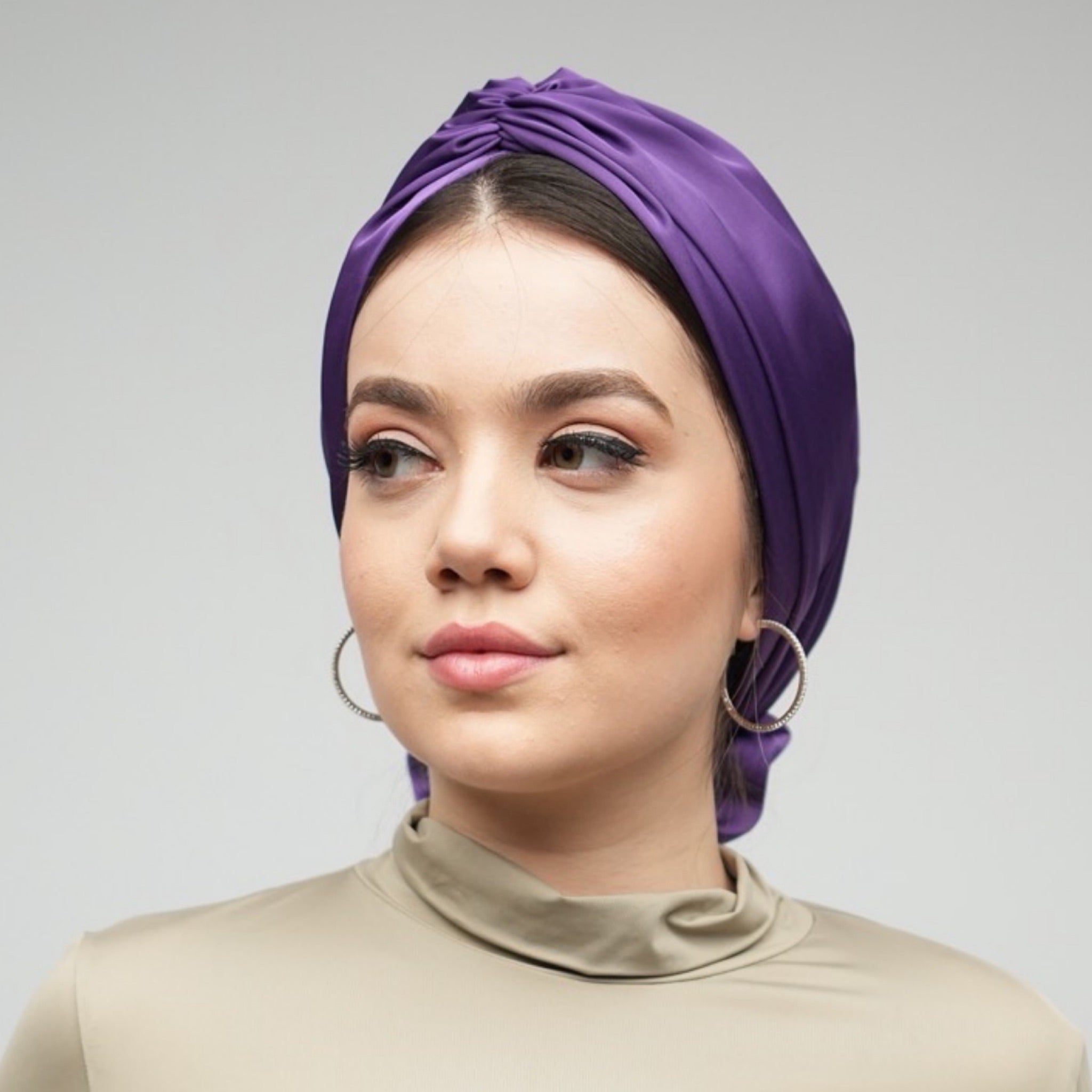 Abu Dhabi Ready-Made Bonnet - Lycra Satin Fabric - Black - BitterColors 