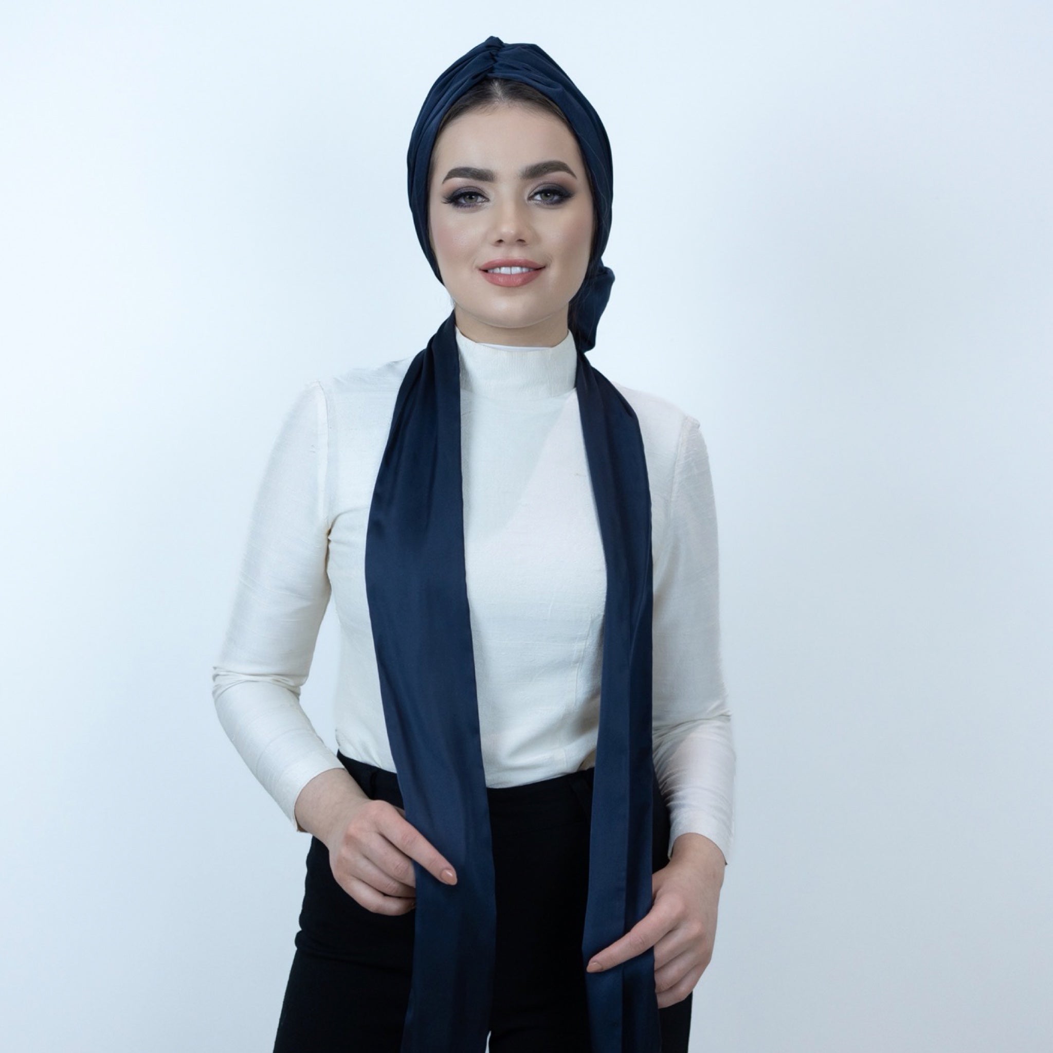 Abu Dhabi Ready-Made Bonnet - Lycra Satin Fabric - Black - BitterColors 