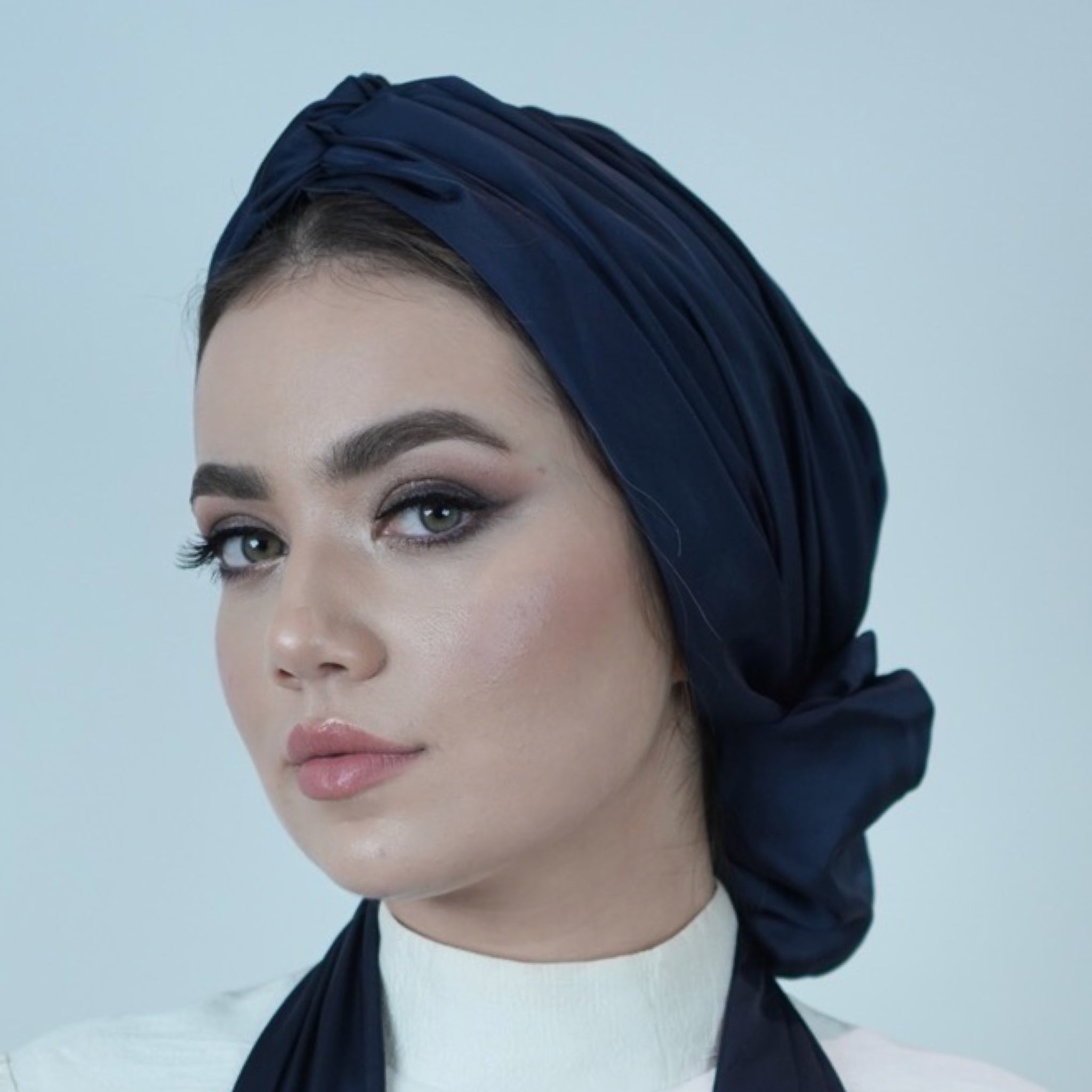 Abu Dhabi Ready-Made Bonnet - Lycra Satin Fabric - Black - BitterColors 