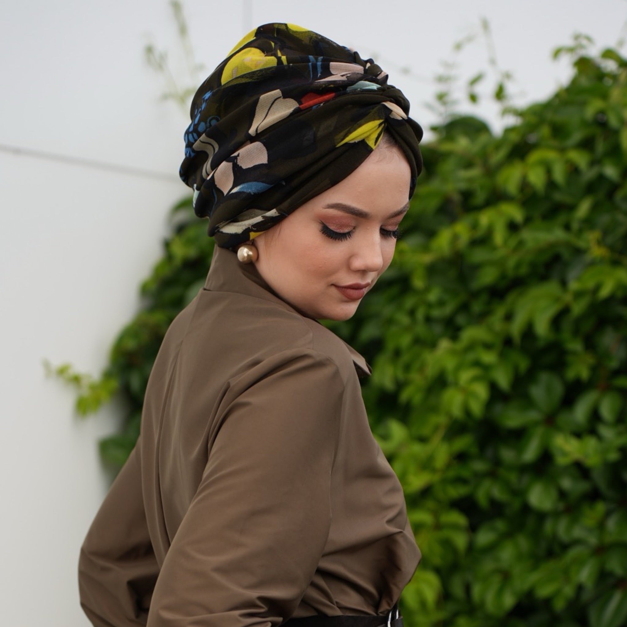 Milano Büzgülü Bone - Çiçek Desenli Tül Kumaş