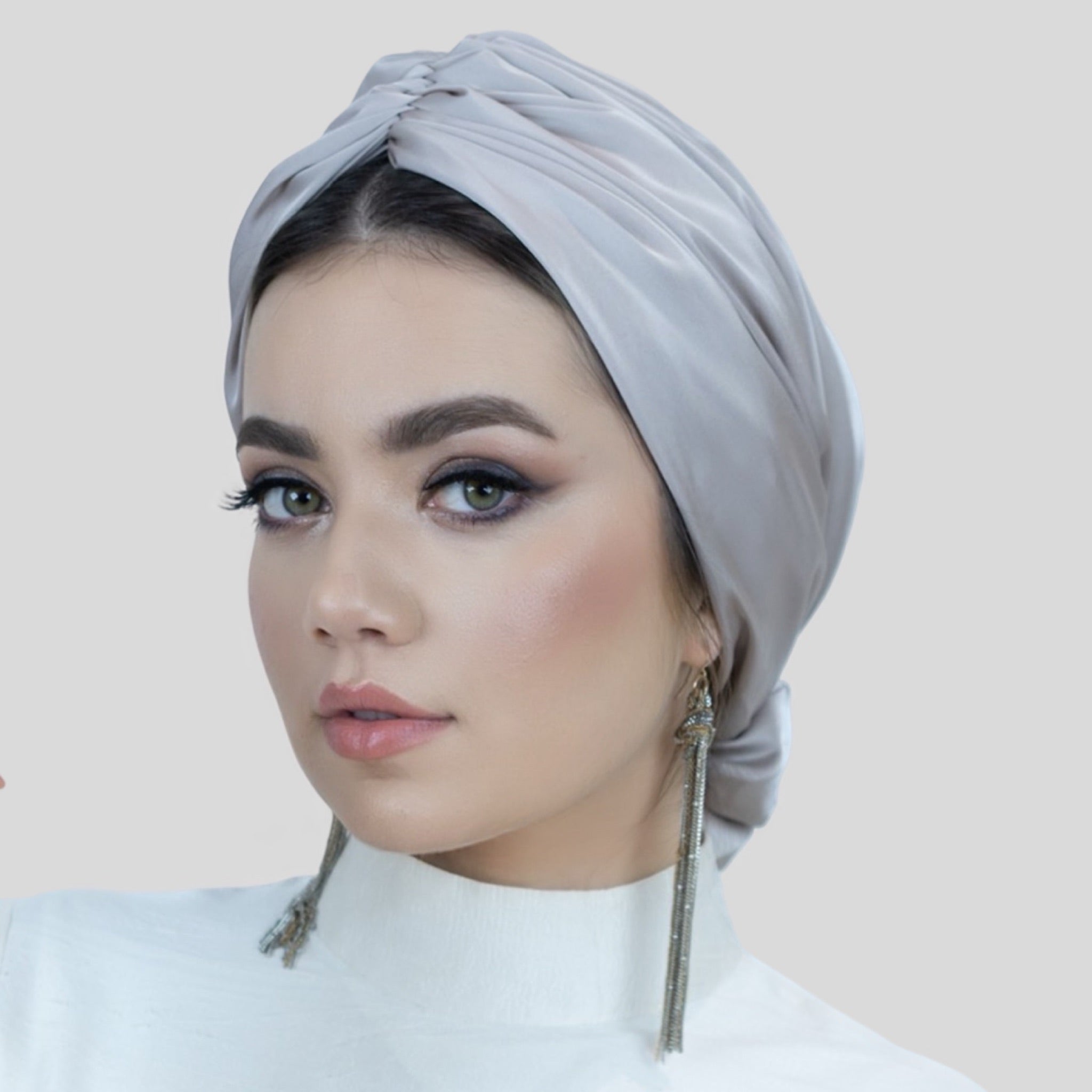 Abu Dhabi Ready-Made Bonnet - Lycra Satin Fabric - Black - BitterColors 