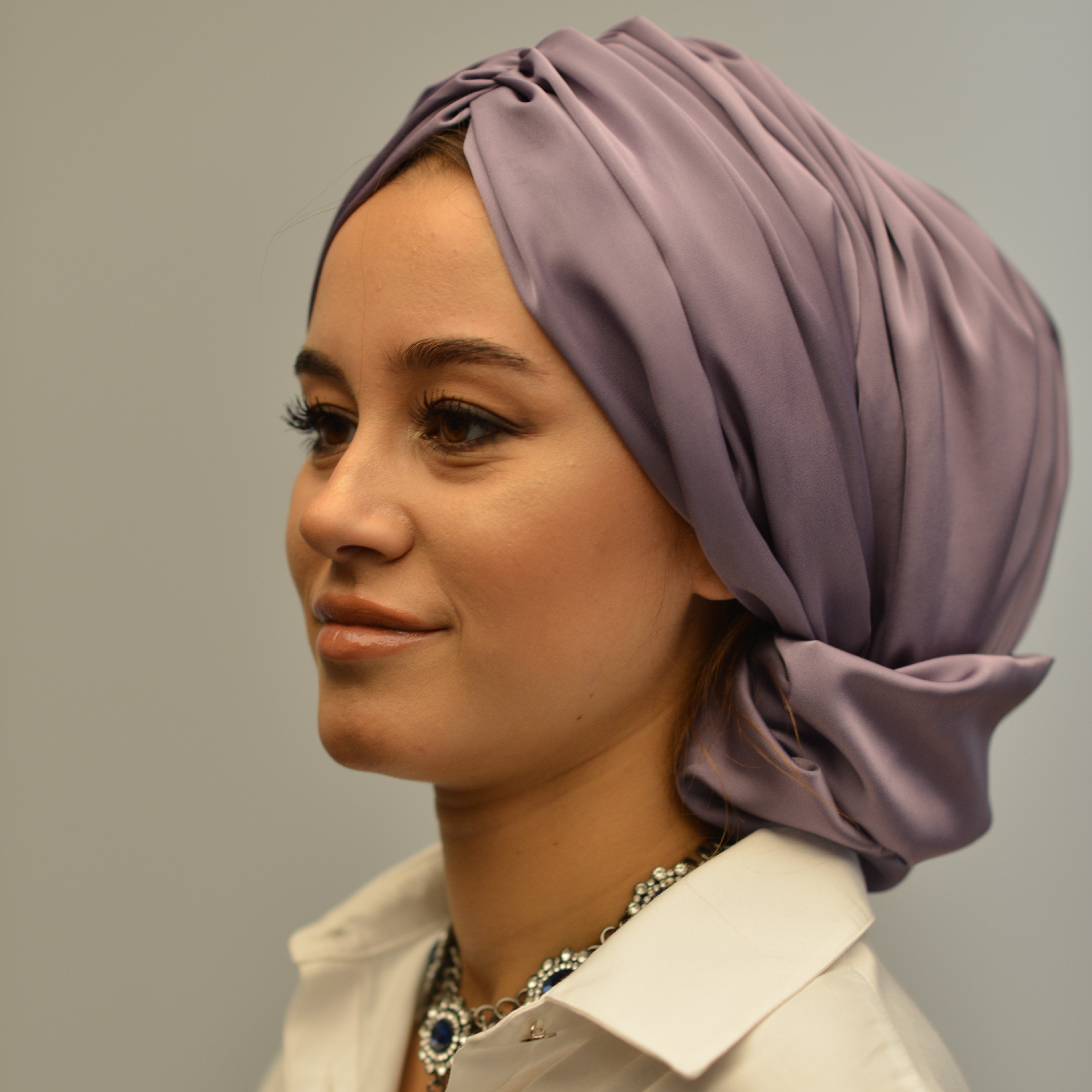 Abu Dhabi Ready-Made Bonnet - Lycra Satin Fabric - Black - BitterColors 