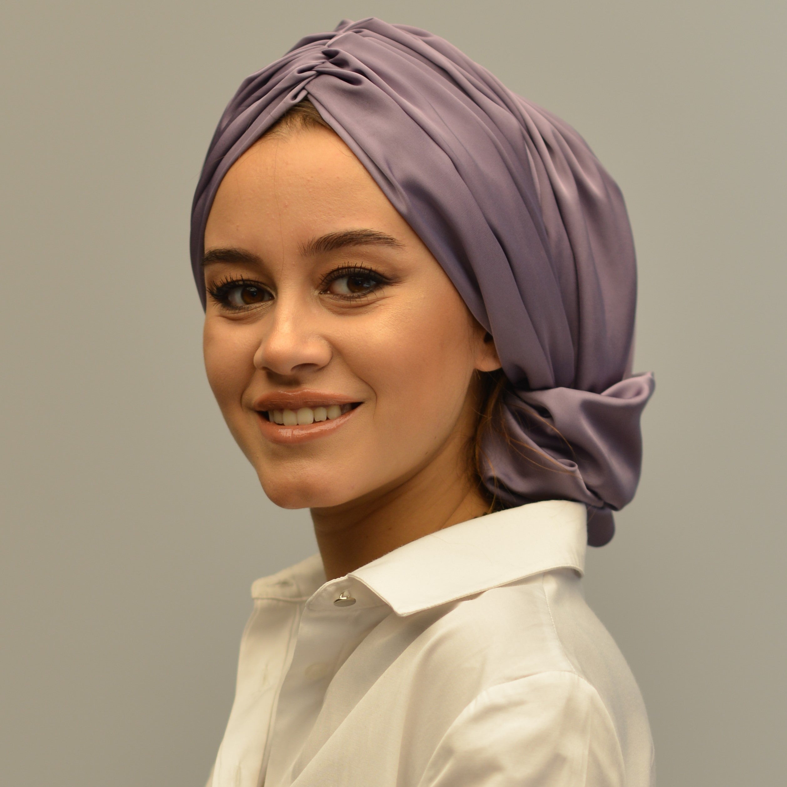 Abu Dhabi Ready-Made Bonnet - Lycra Satin Fabric - Black - BitterColors 