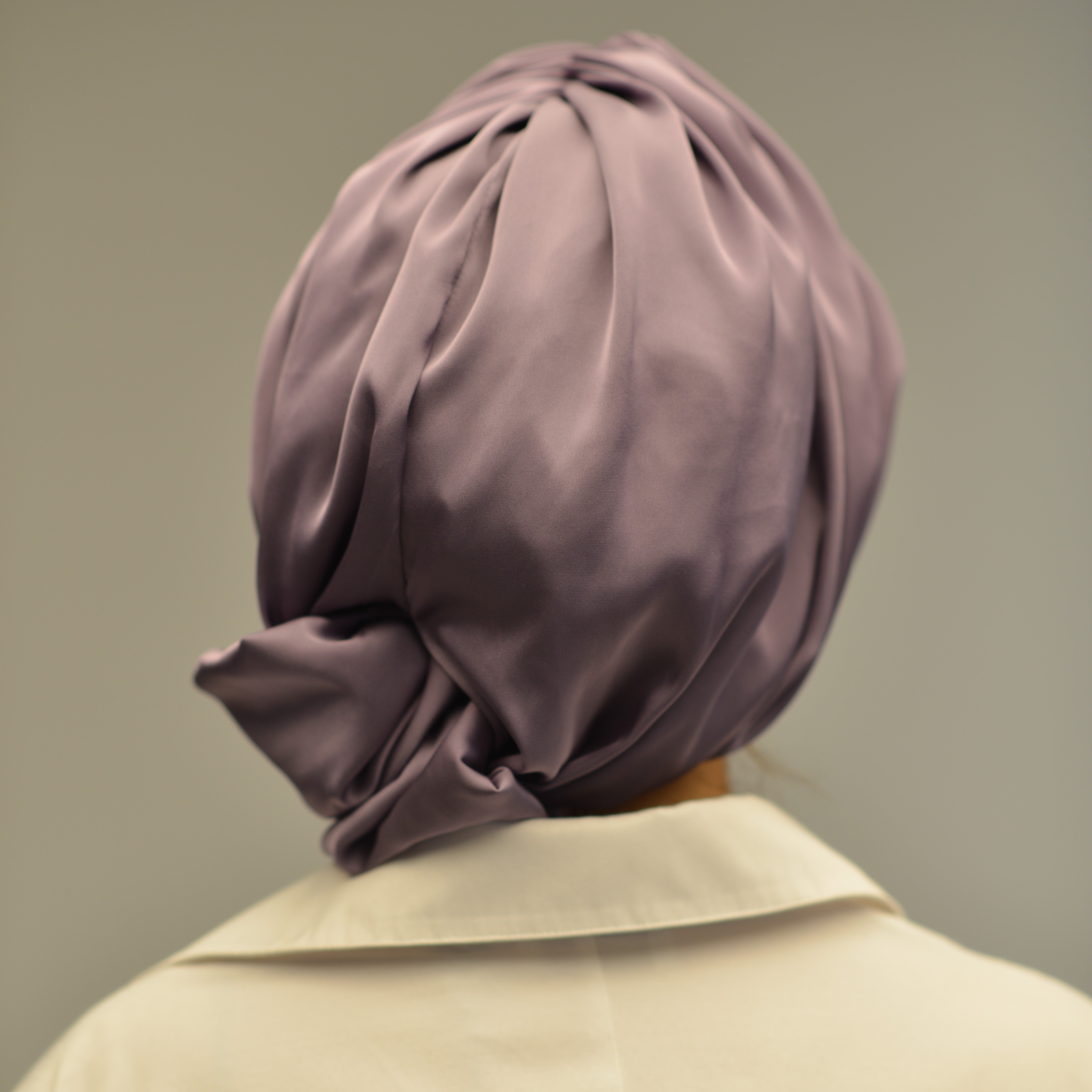 Abu Dhabi Ready-Made Bonnet - Lycra Satin Fabric - Black - BitterColors 