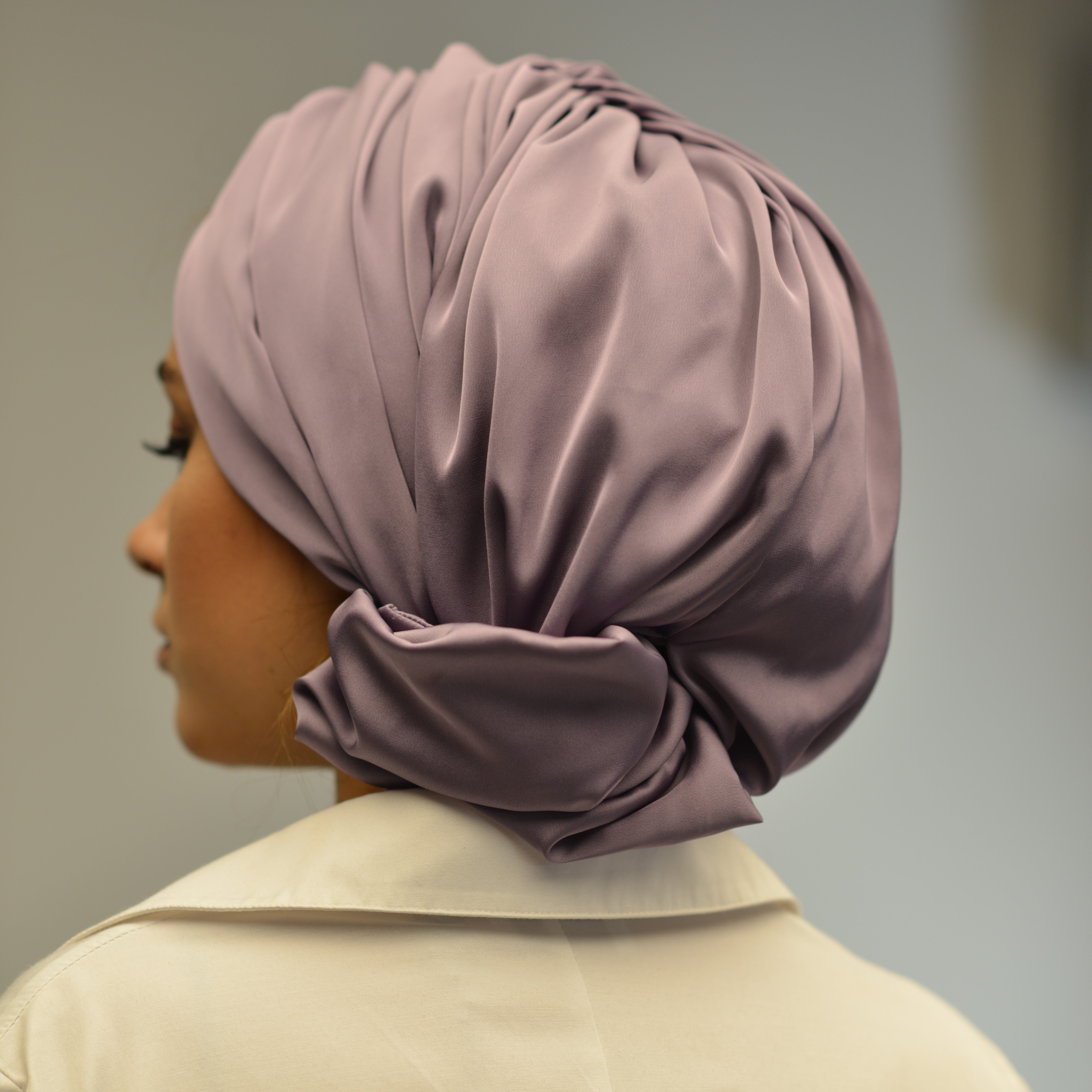 Abu Dhabi Ready-Made Bonnet - Lycra Satin Fabric - Black - BitterColors 