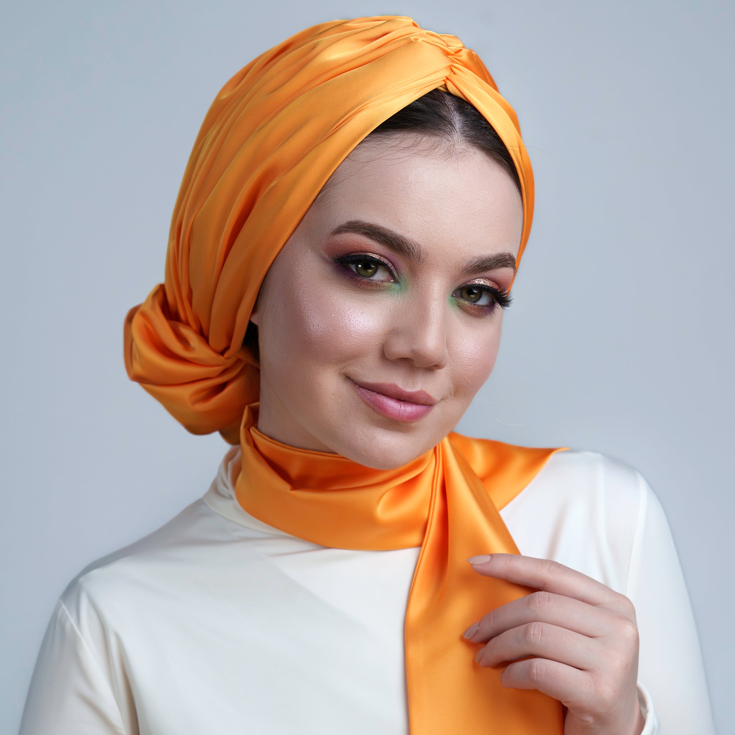 Abu Dhabi Ready-Made Bonnet - Lycra Satin Fabric - Black - BitterColors 