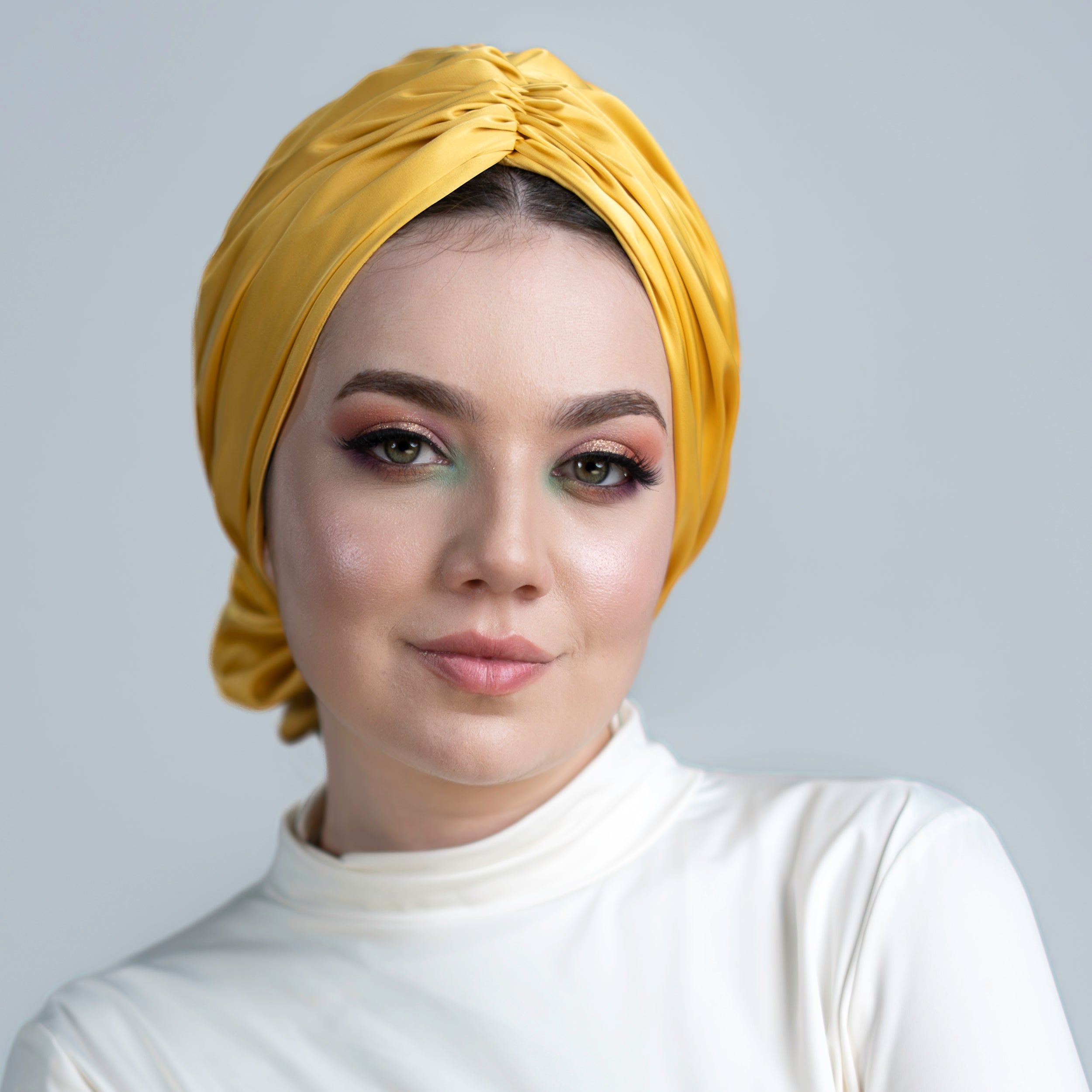 Abu Dhabi Ready-Made Bonnet - Lycra Satin Fabric - Black - BitterColors 