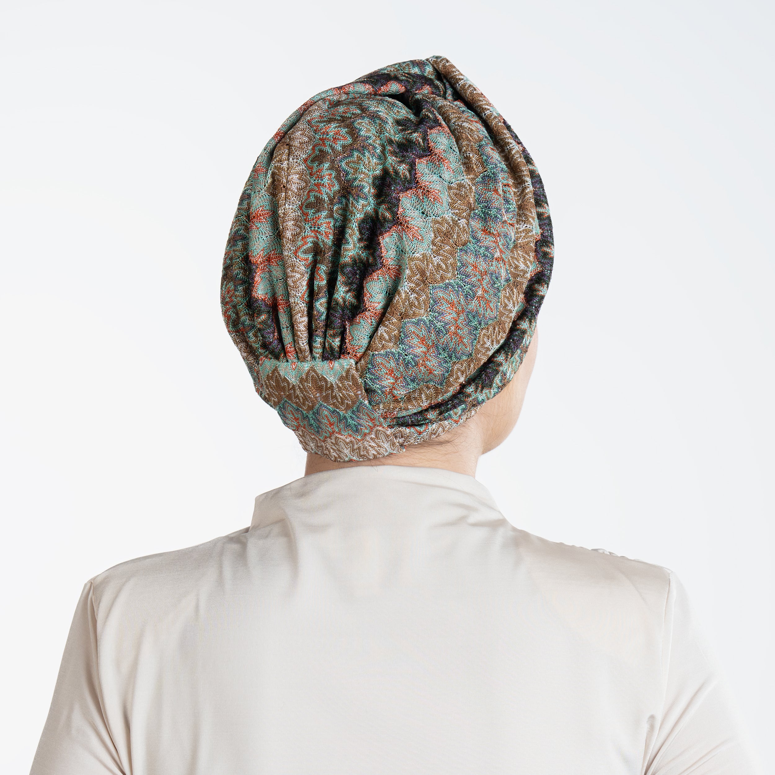 Barcelona Burgulu Bone - Mint Yeşili Zikzak Desenli Örme Kumaş