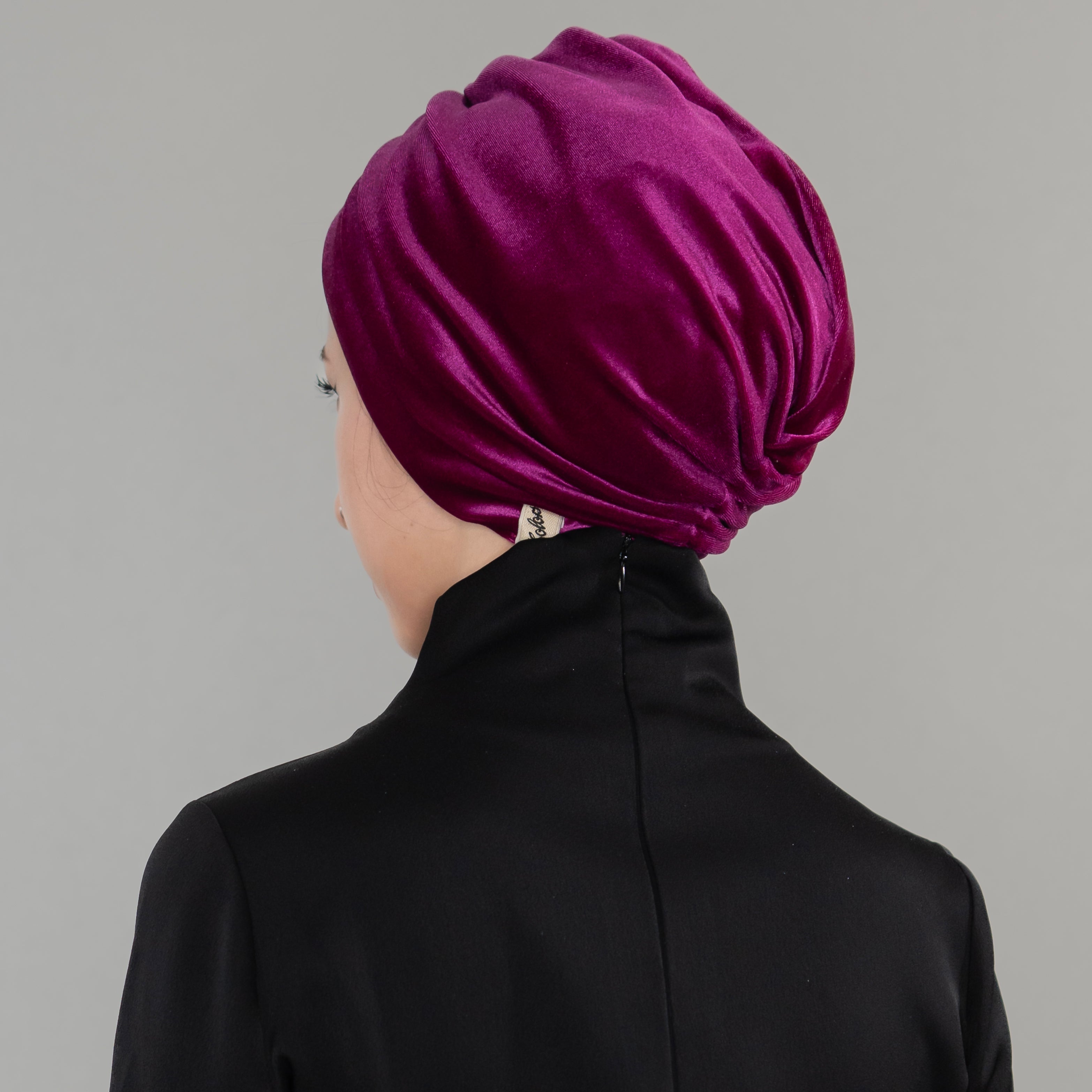 Milano Büzgülü Bone - Kadife Kumaş