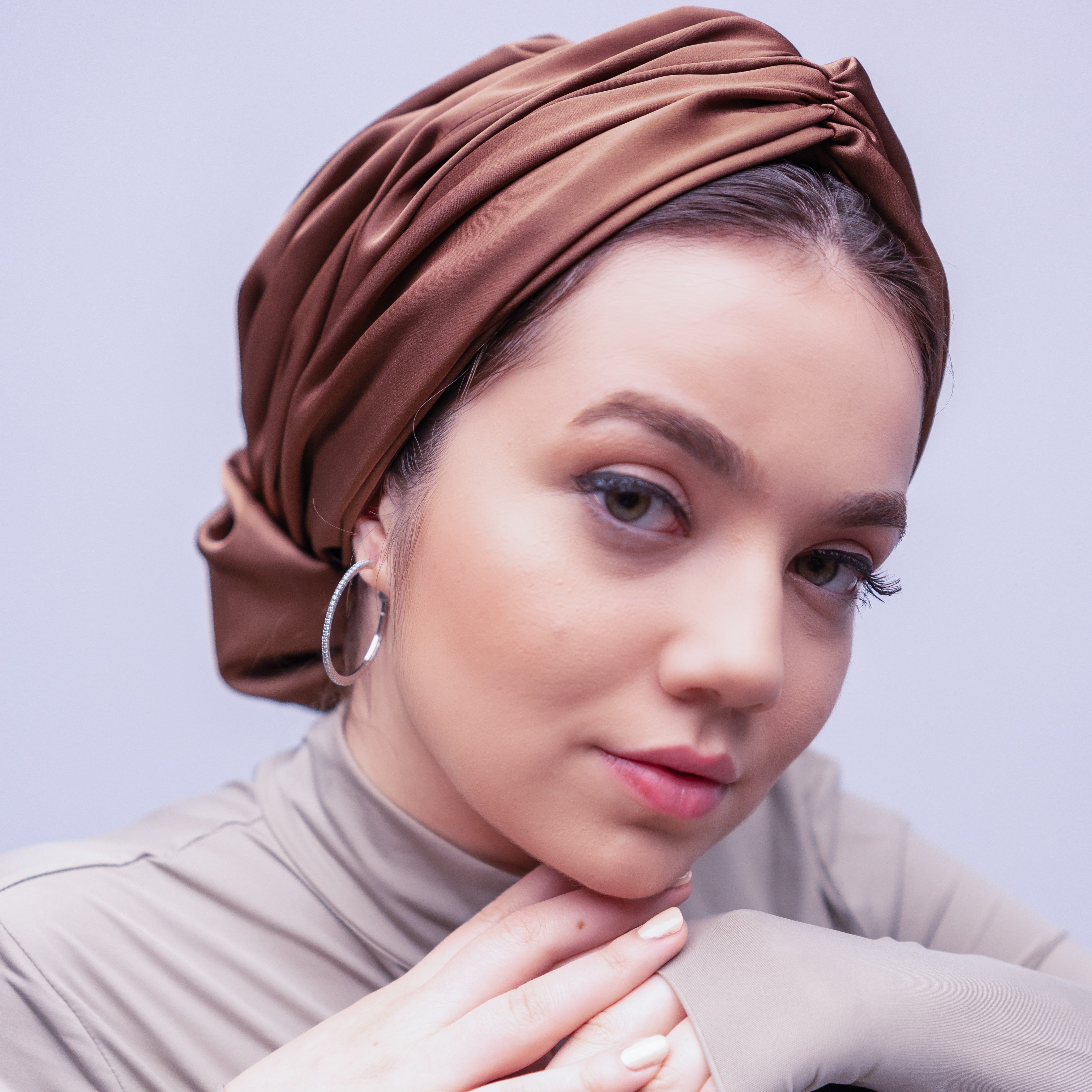 Abu Dhabi Ready-Made Bonnet - Lycra Satin Fabric - Black - BitterColors 