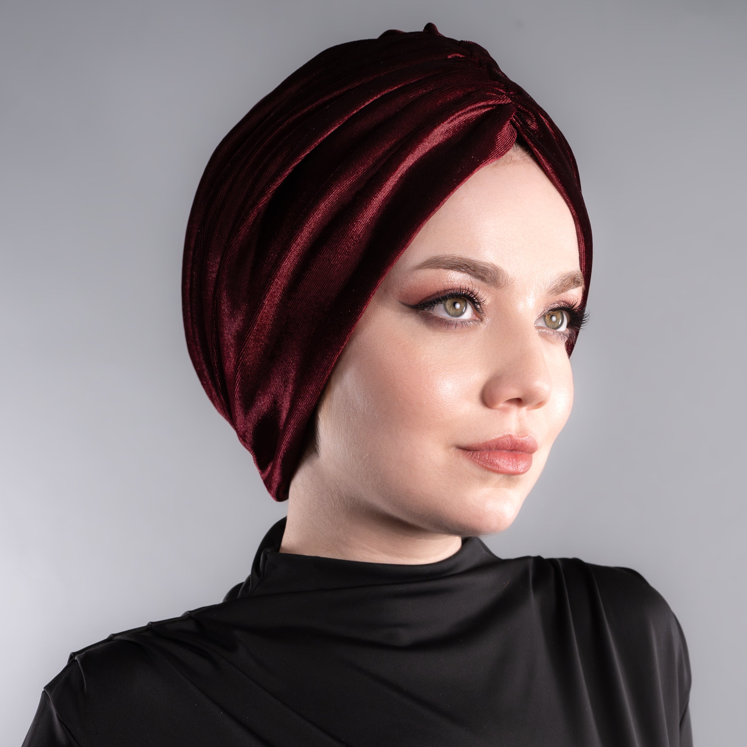 Milano Büzgülü Bone - Kadife Kumaş