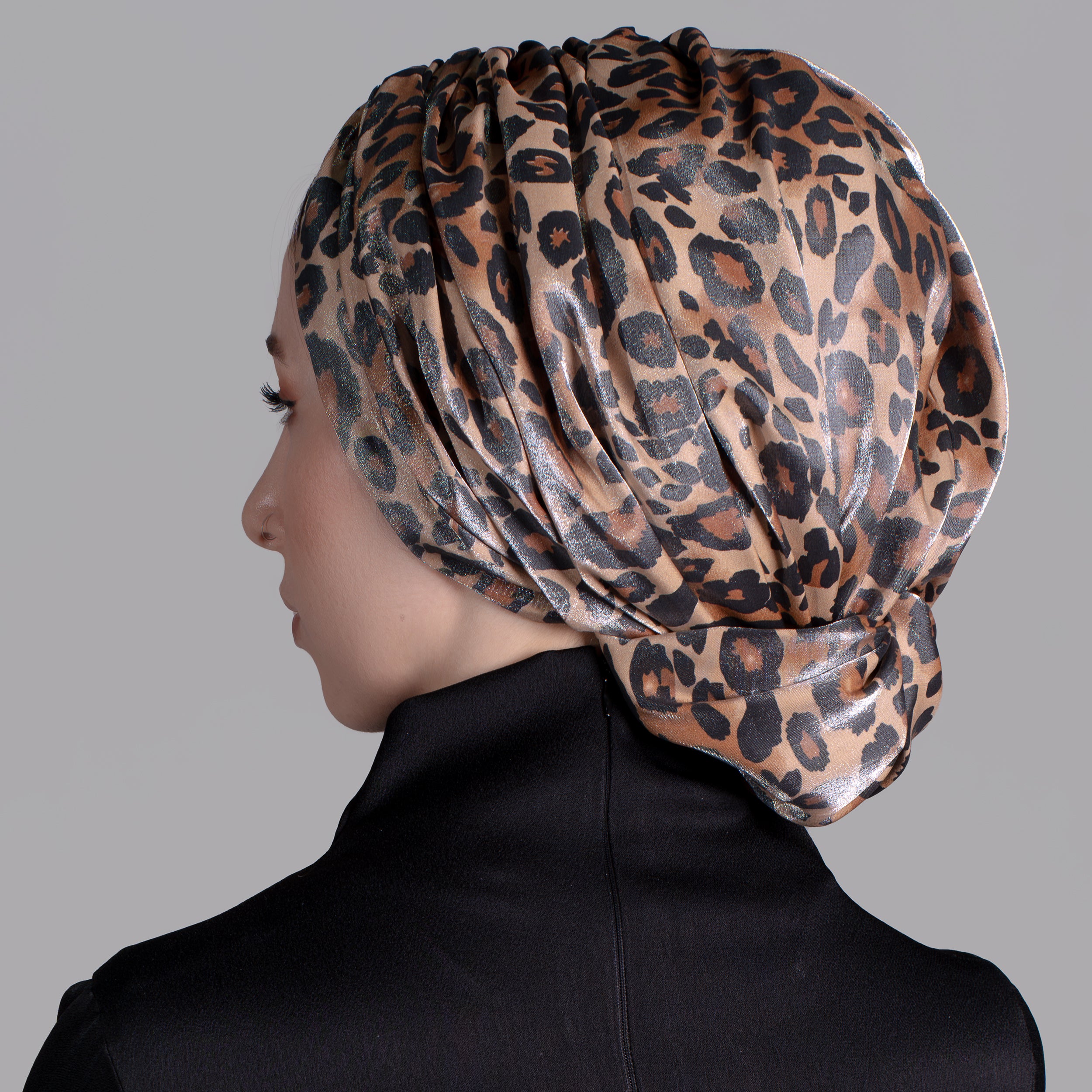 Esra Tokelli Leopar Desenli Penye Astarlı Büzgülü Bone - Kullanıma Hazır Bone - Çok Renkli - BitterColors