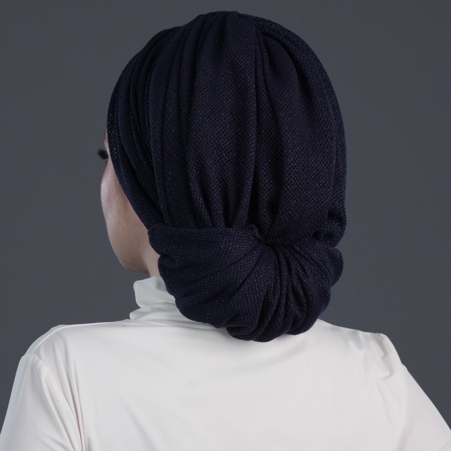 Beyrut Topuzlu Bone - Penye Astarlı - Simli Örme Kumaş