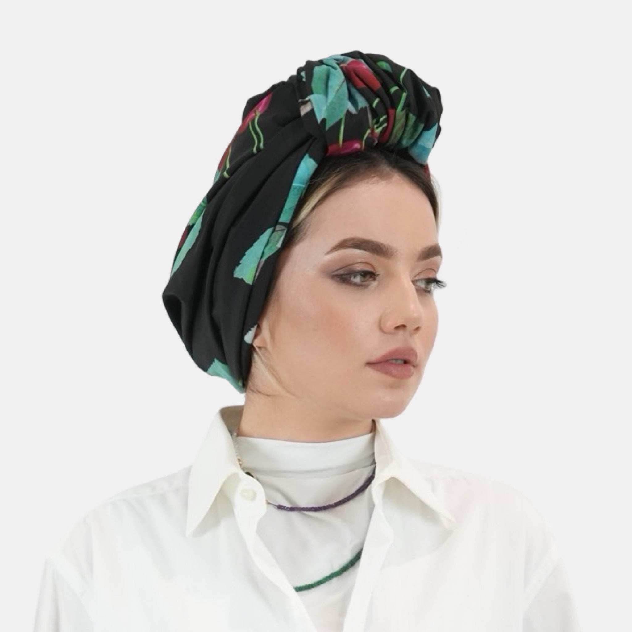 Beyrut Topuzlu Bone - Penye Astarlı - Kiraz Desenli Cupra Kumaş