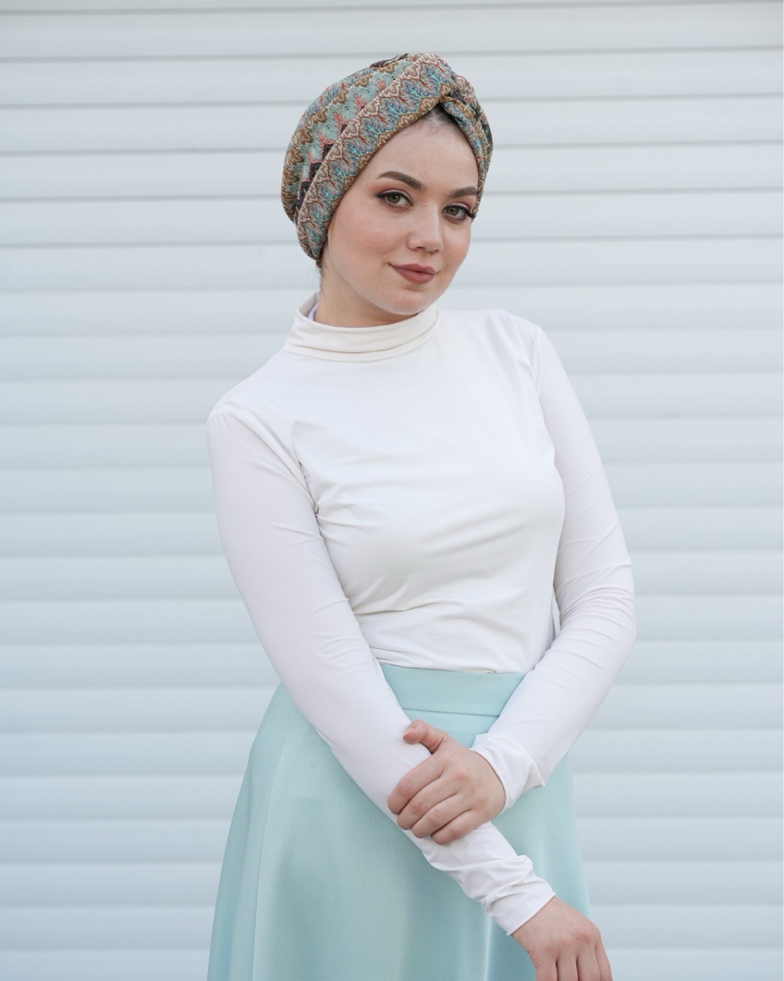 Barcelona Burgulu Bone - Mint Yeşili Zikzak Desenli Örme Kumaş