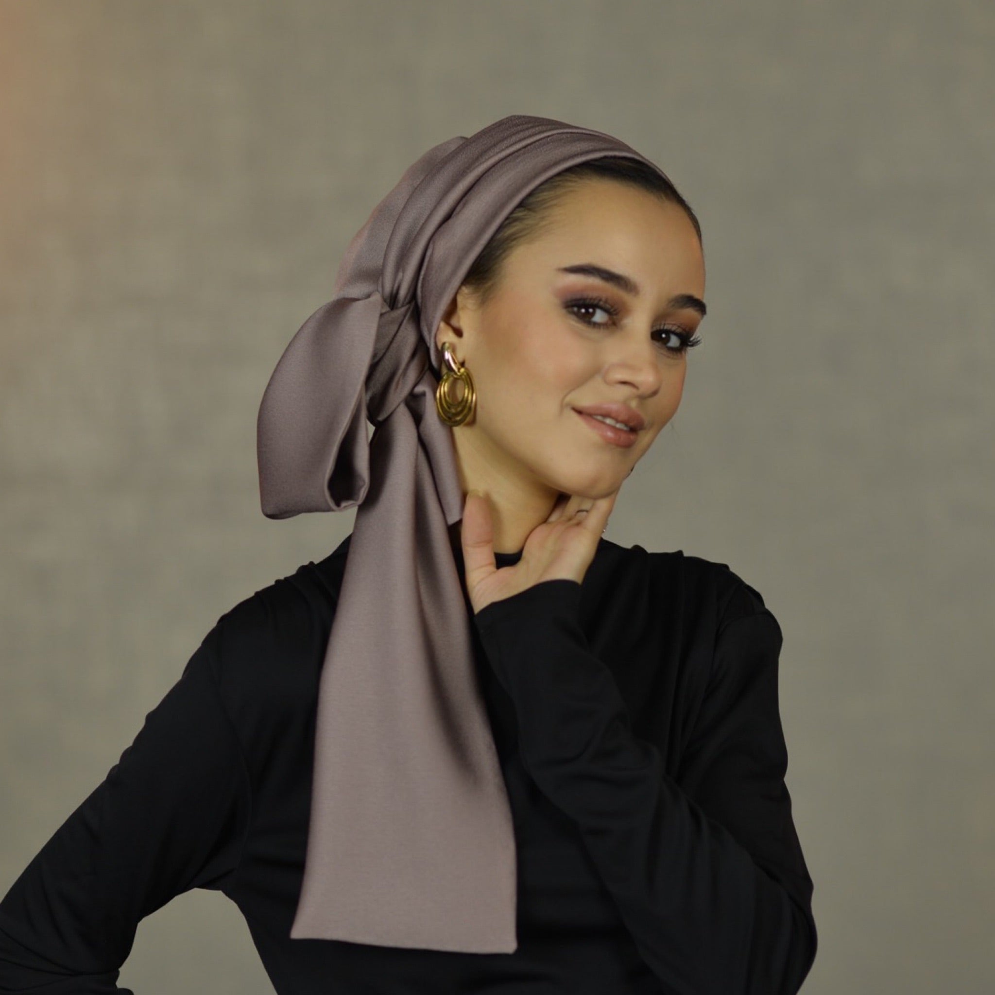 Dubai Bağlamalı Bone - Vizon - Krep Saten Kumaş