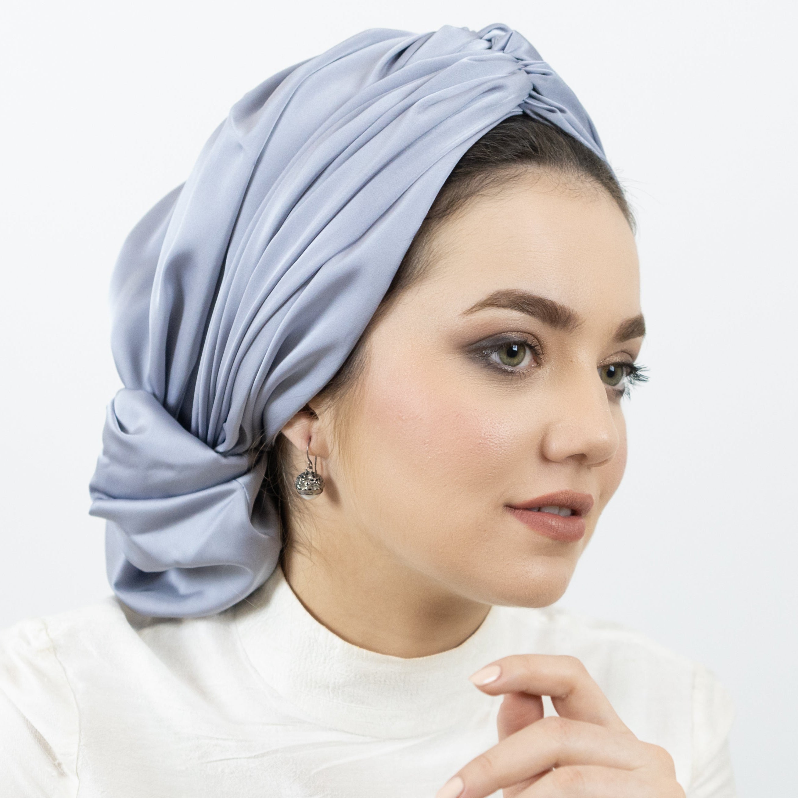 Abu Dhabi Ready-Made Bonnet - Lycra Satin Fabric - Black - BitterColors 