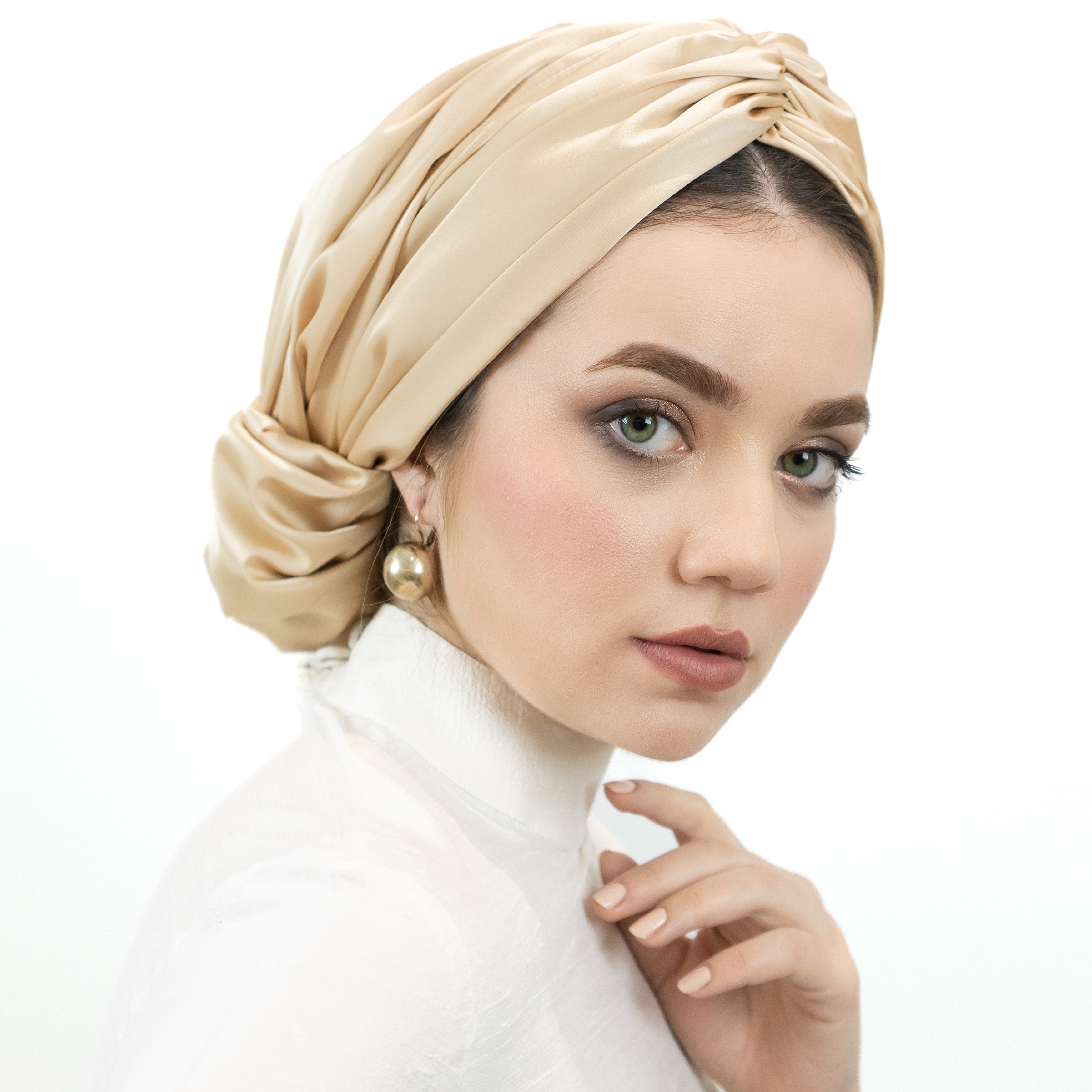 Abu Dhabi Ready-Made Bonnet - Lycra Satin Fabric - Black - BitterColors 