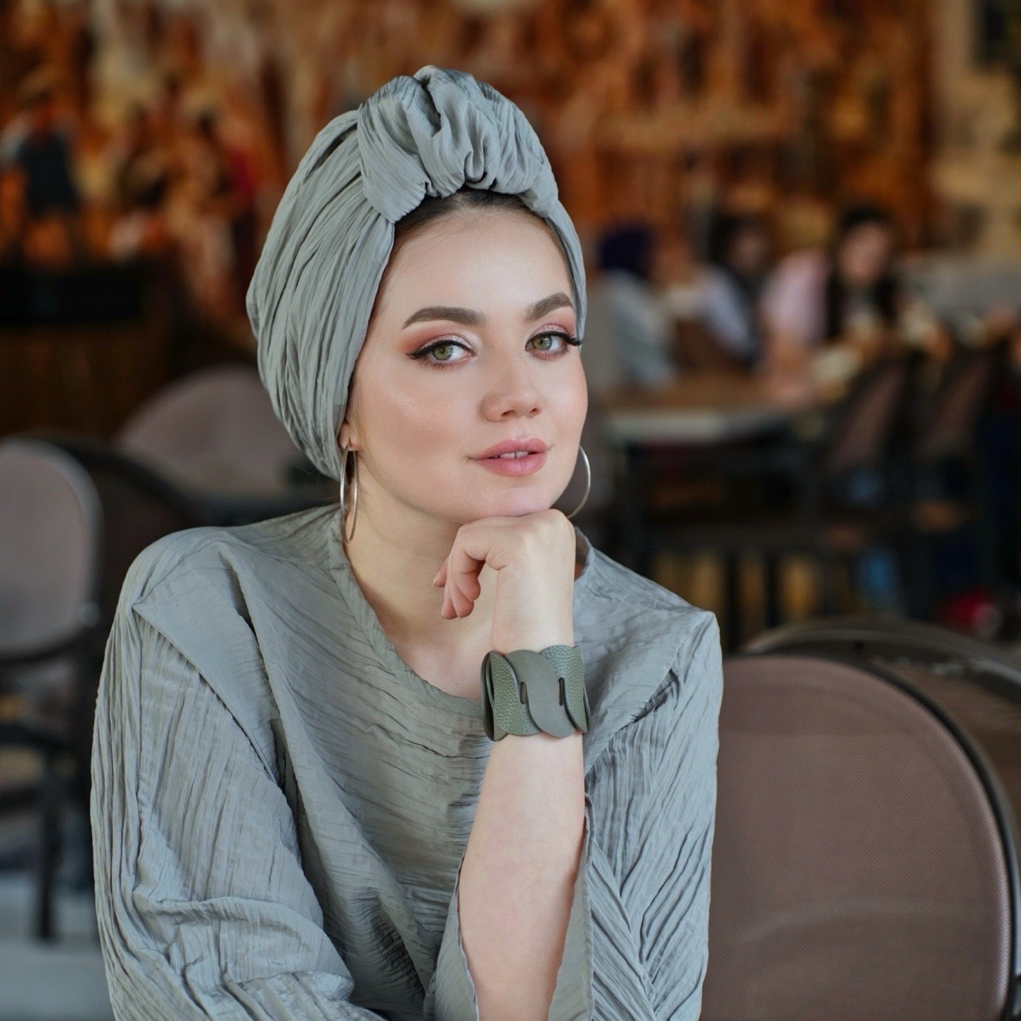 Beyrut Topuzlu Bone - Gri Krinkıl Kumaş