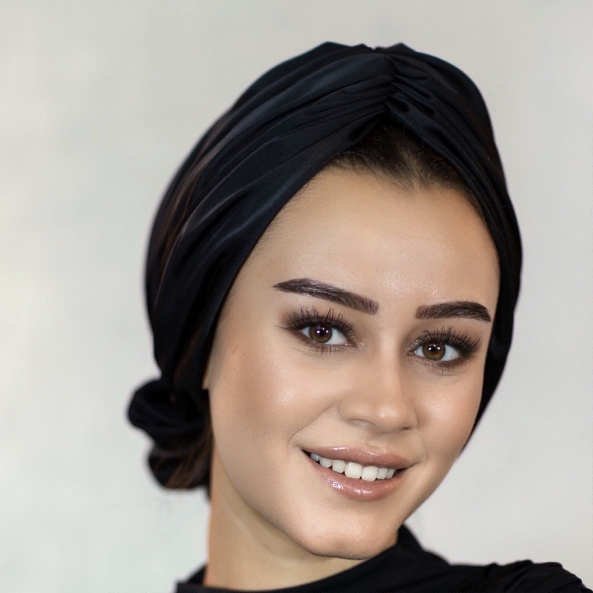 Abu Dhabi Ready-Made Bonnet - Lycra Satin Fabric - Black - BitterColors 