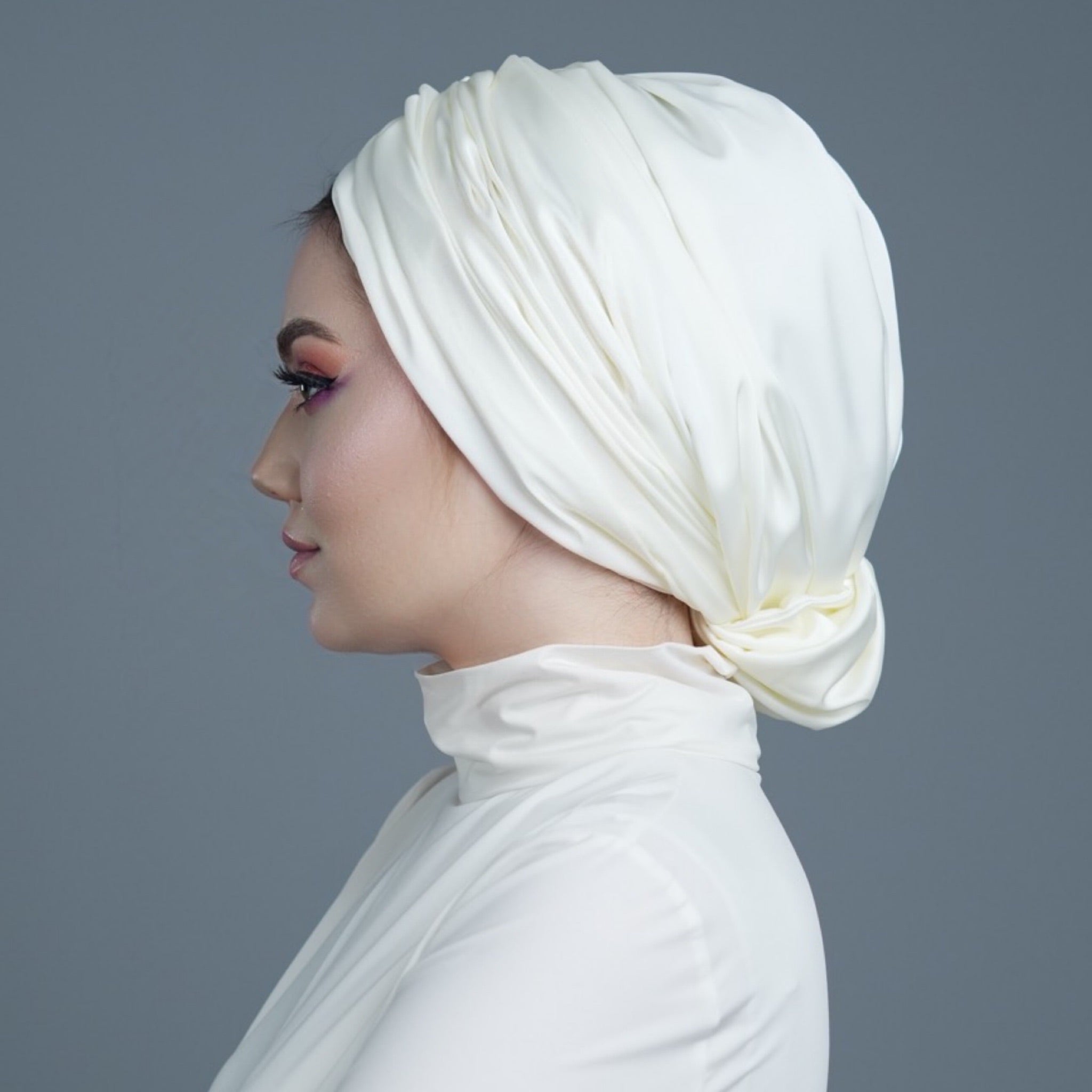 Abu Dhabi Ready-Made Bonnet - Lycra Satin Fabric - Black - BitterColors 