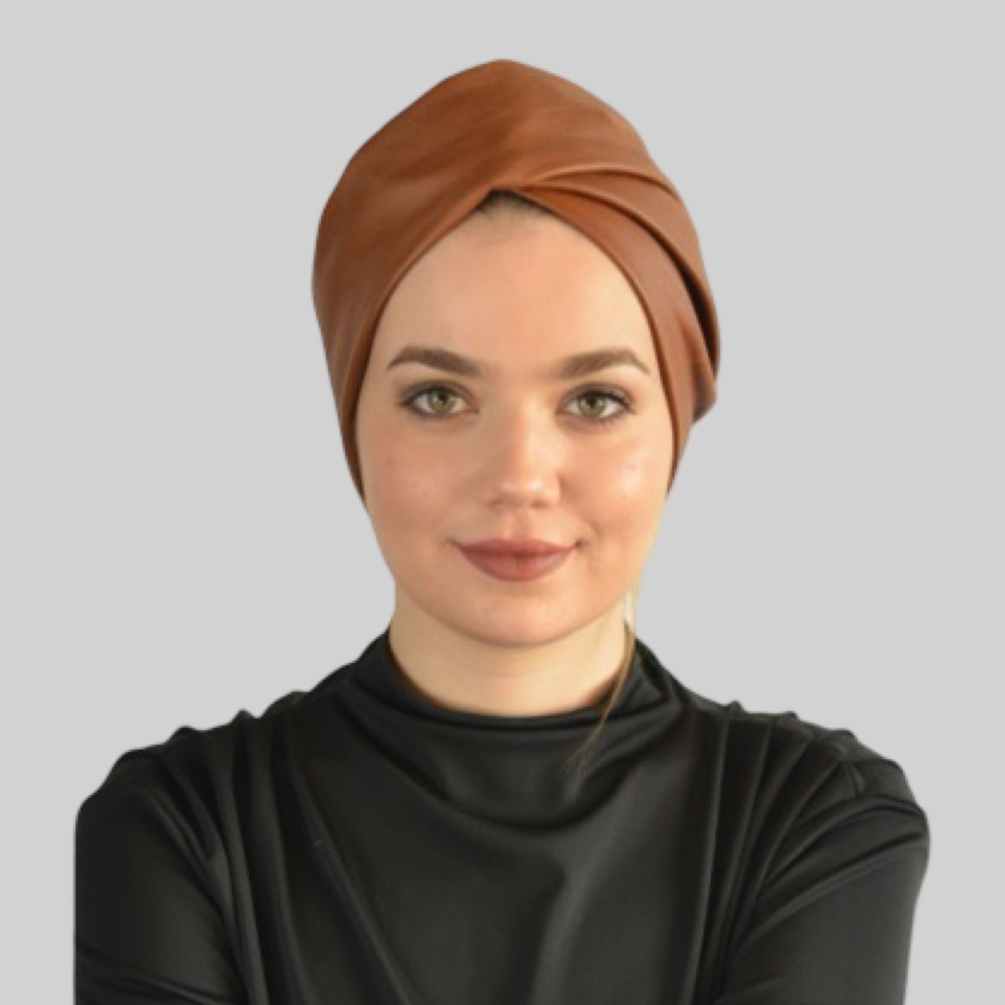 Paris Çapraz Katlı Bone - Deri Kumaş